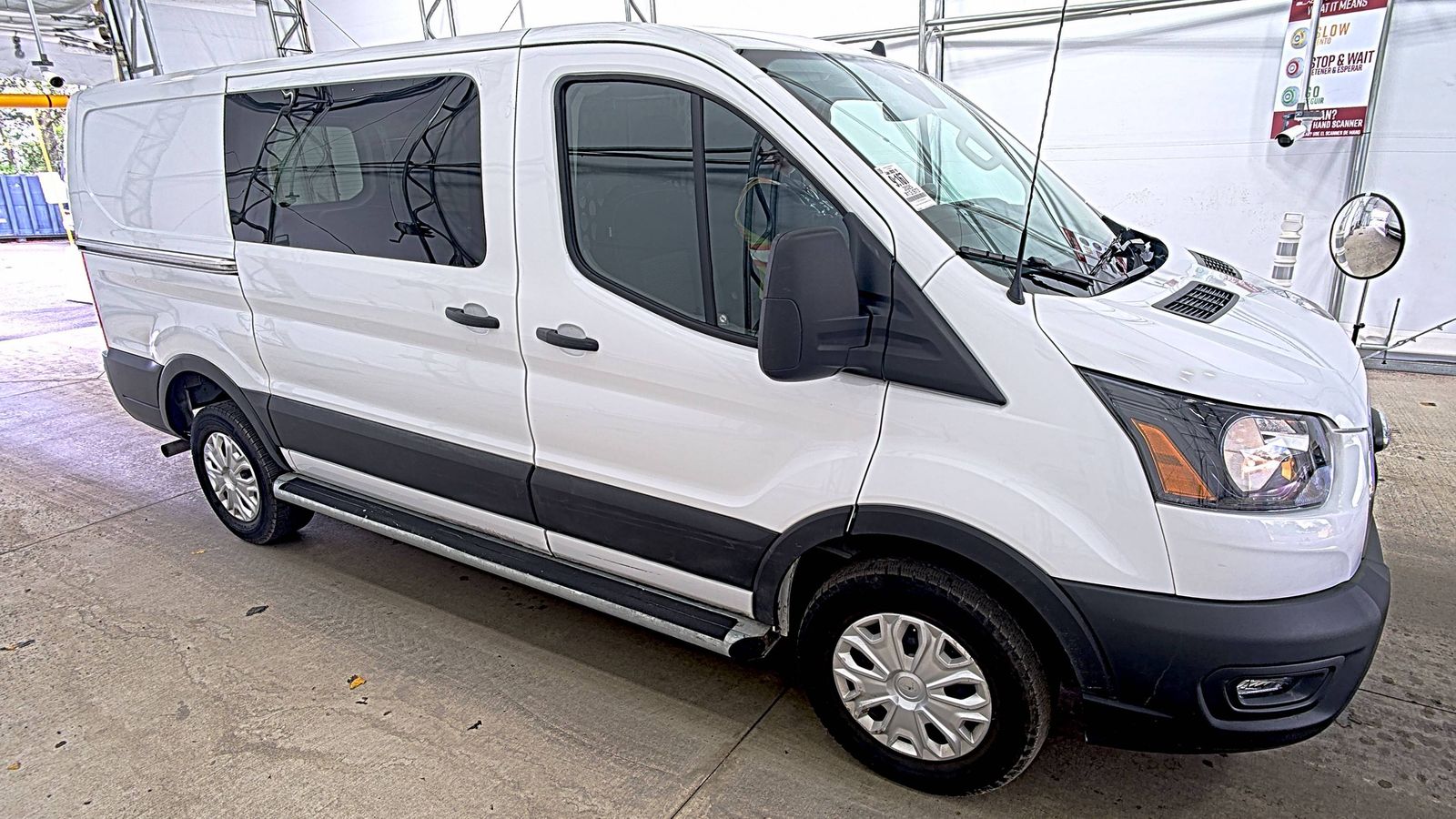 FORD TRANSIT 250 - 4
