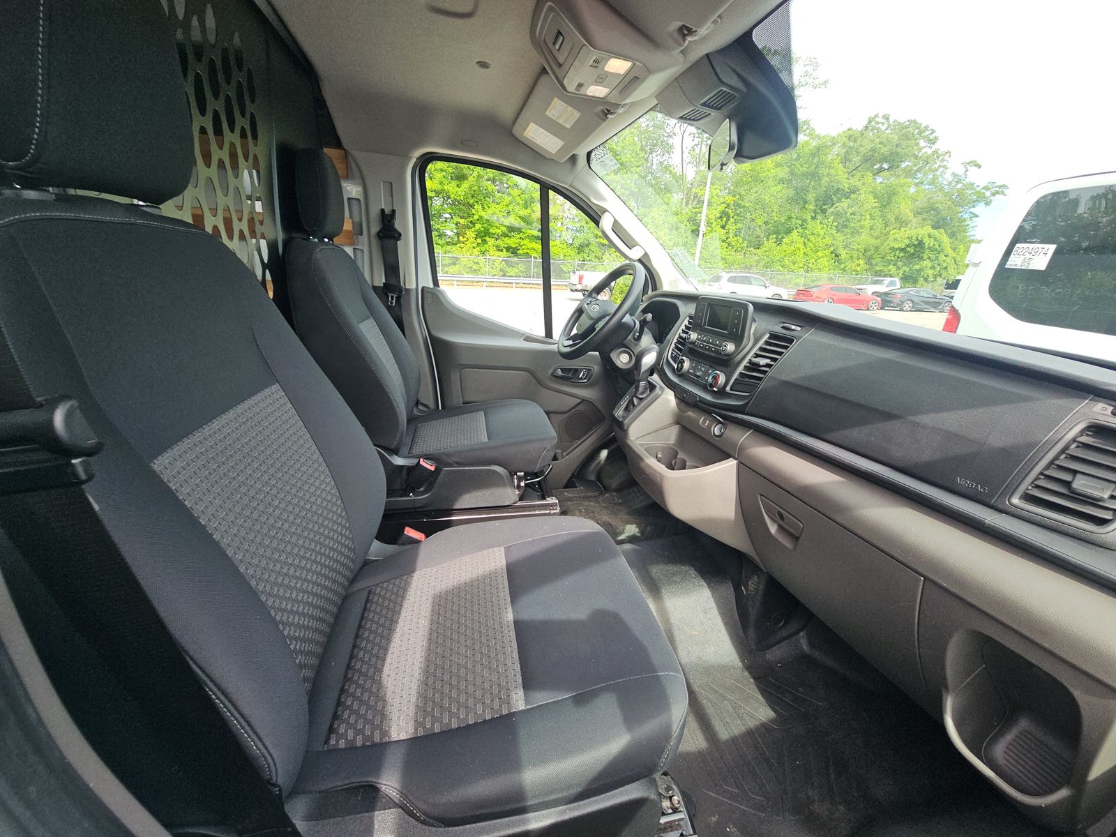 FORD TRANSIT 250 - 9
