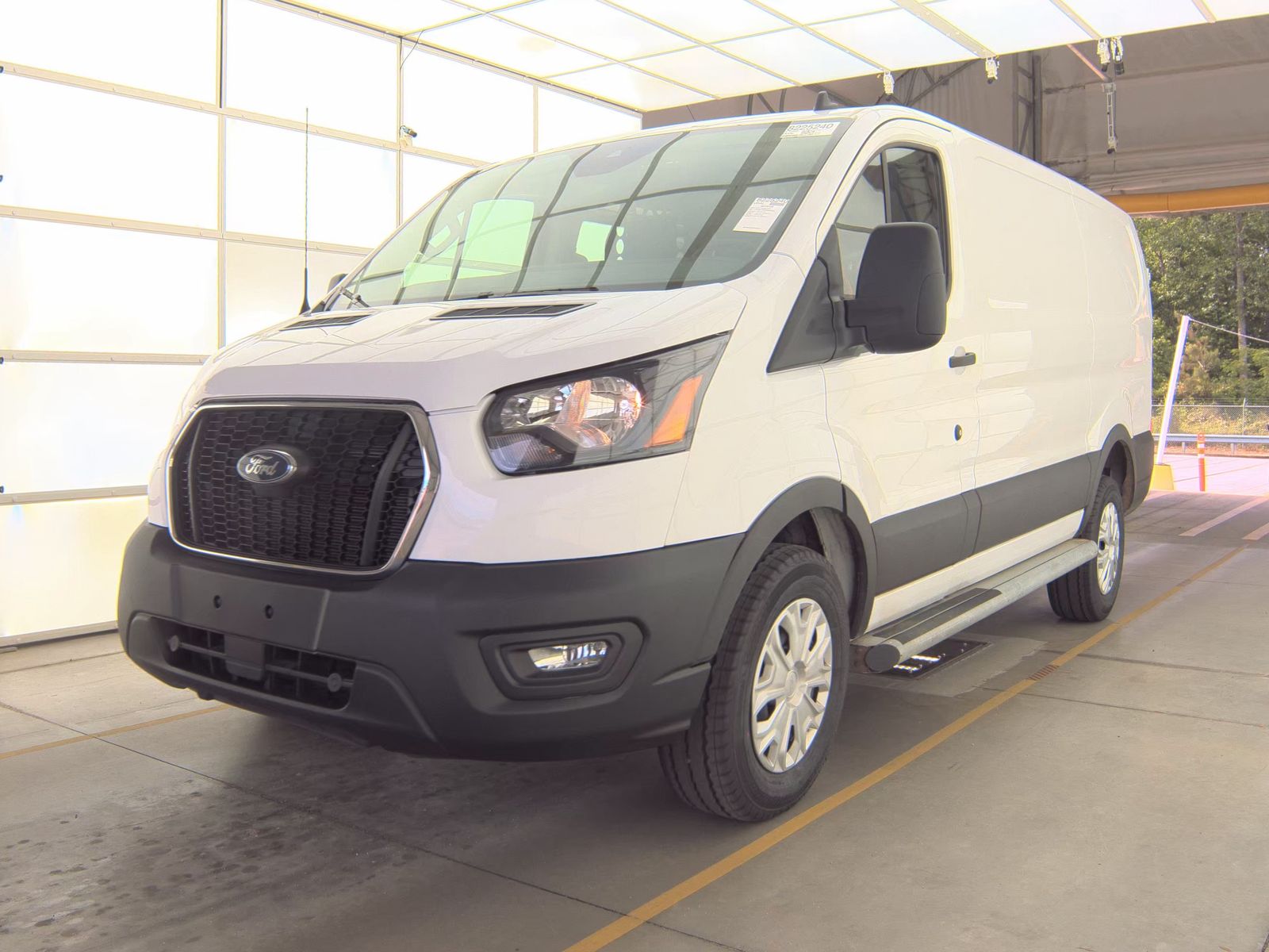 FORD TRANSIT 250 - 1