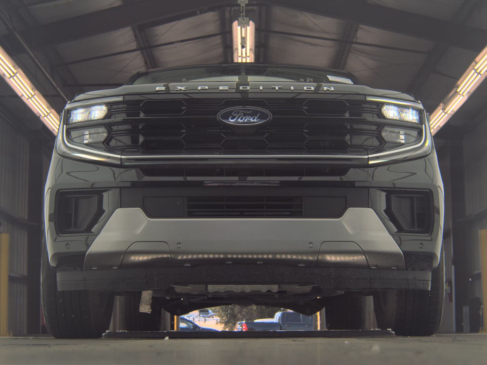 FORD EXPEDITION MAX - 4