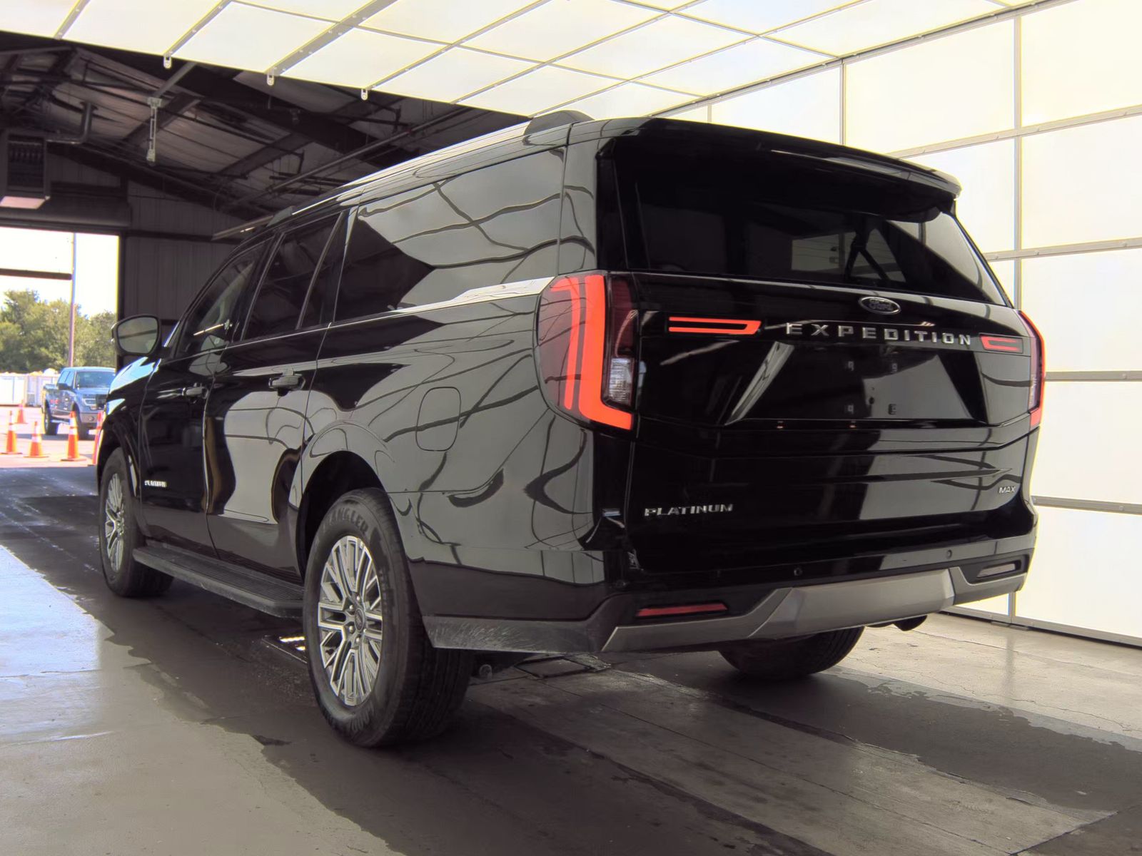 FORD EXPEDITION MAX - 9