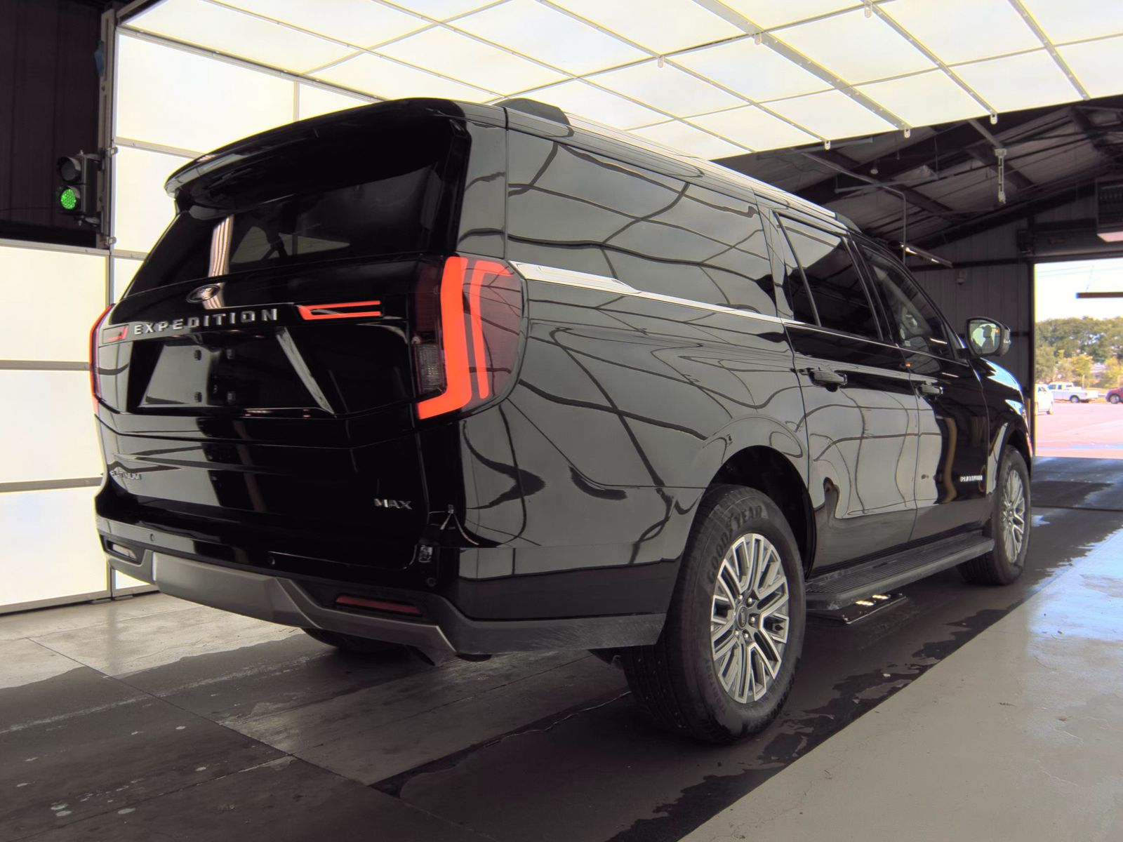 FORD EXPEDITION MAX - 6