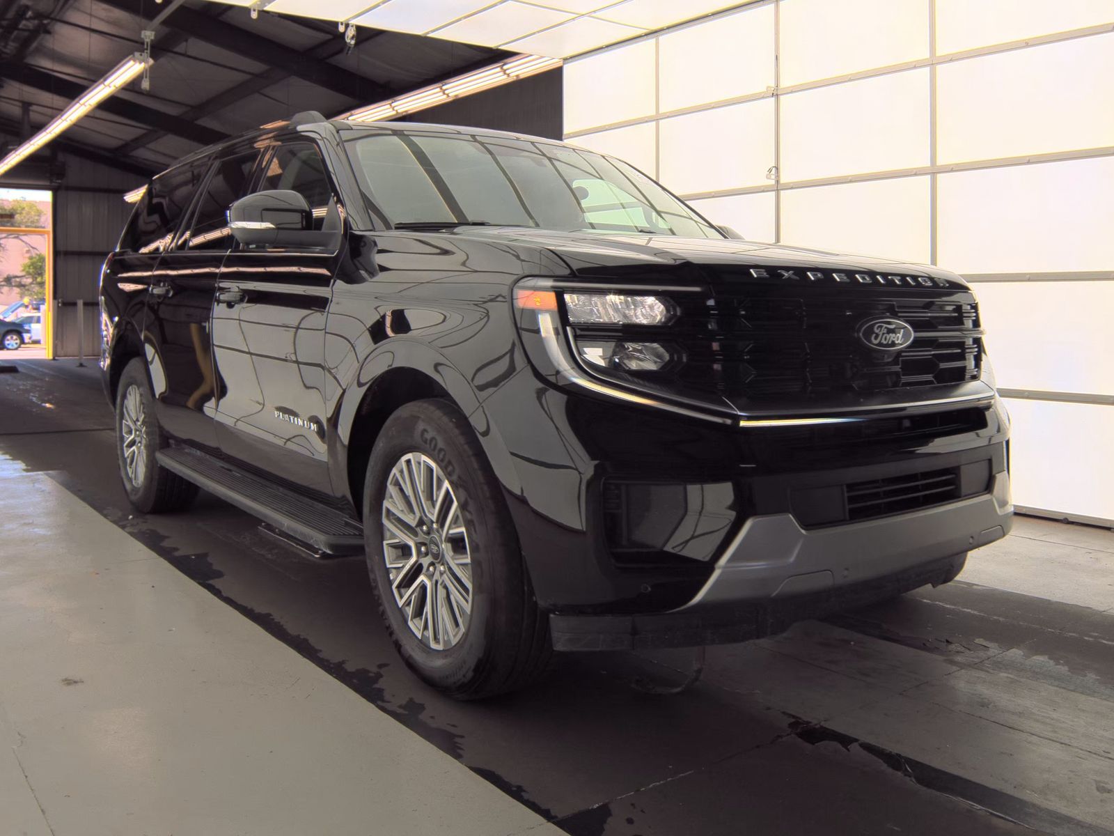 FORD EXPEDITION MAX - 5