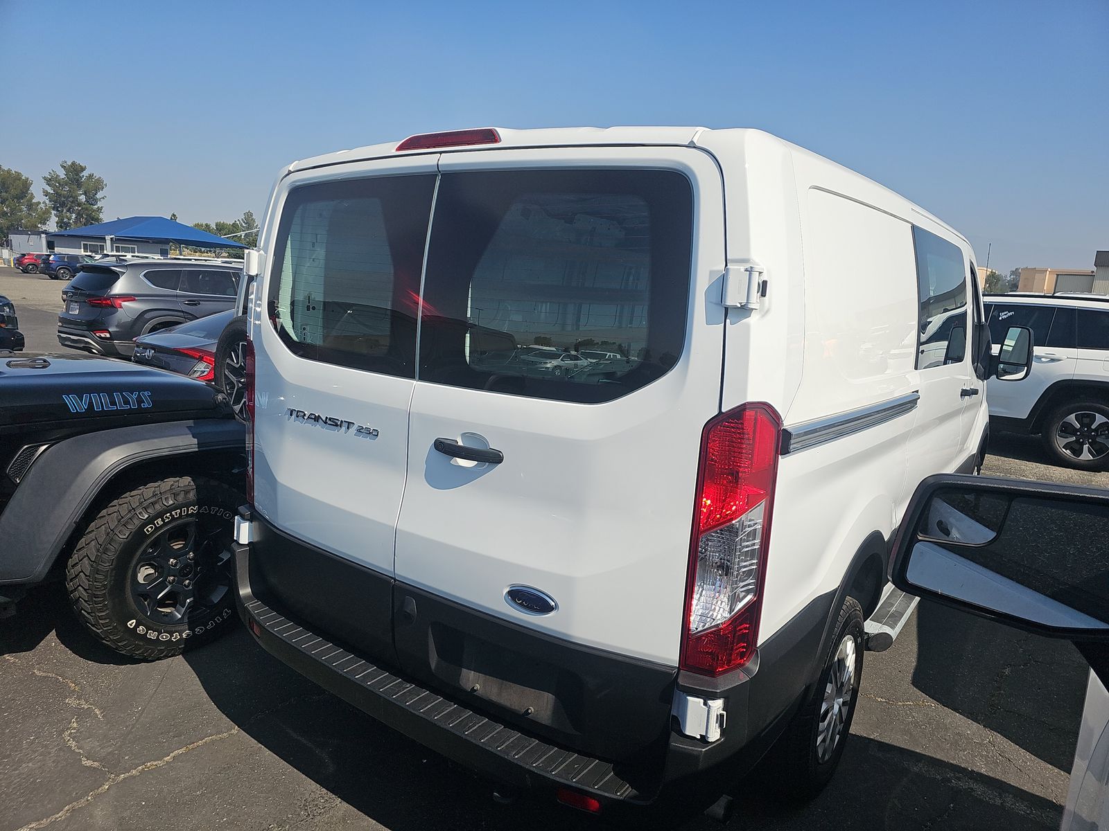 FORD TRANSIT 250 - 5
