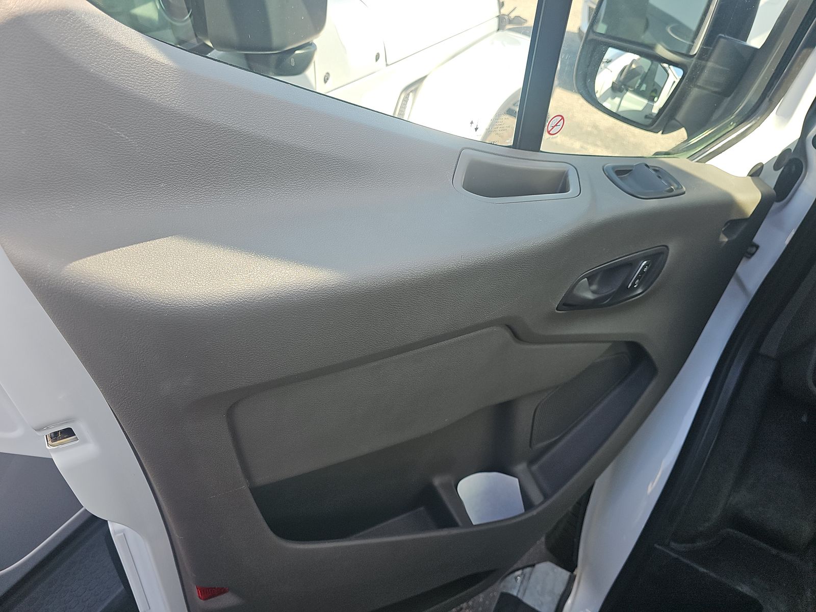 FORD TRANSIT 250 - 10