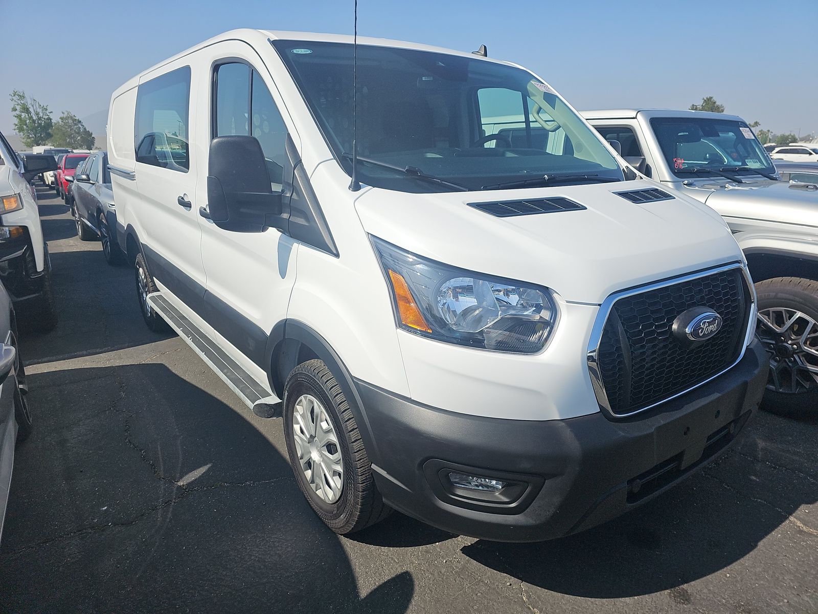 FORD TRANSIT 250 - 4