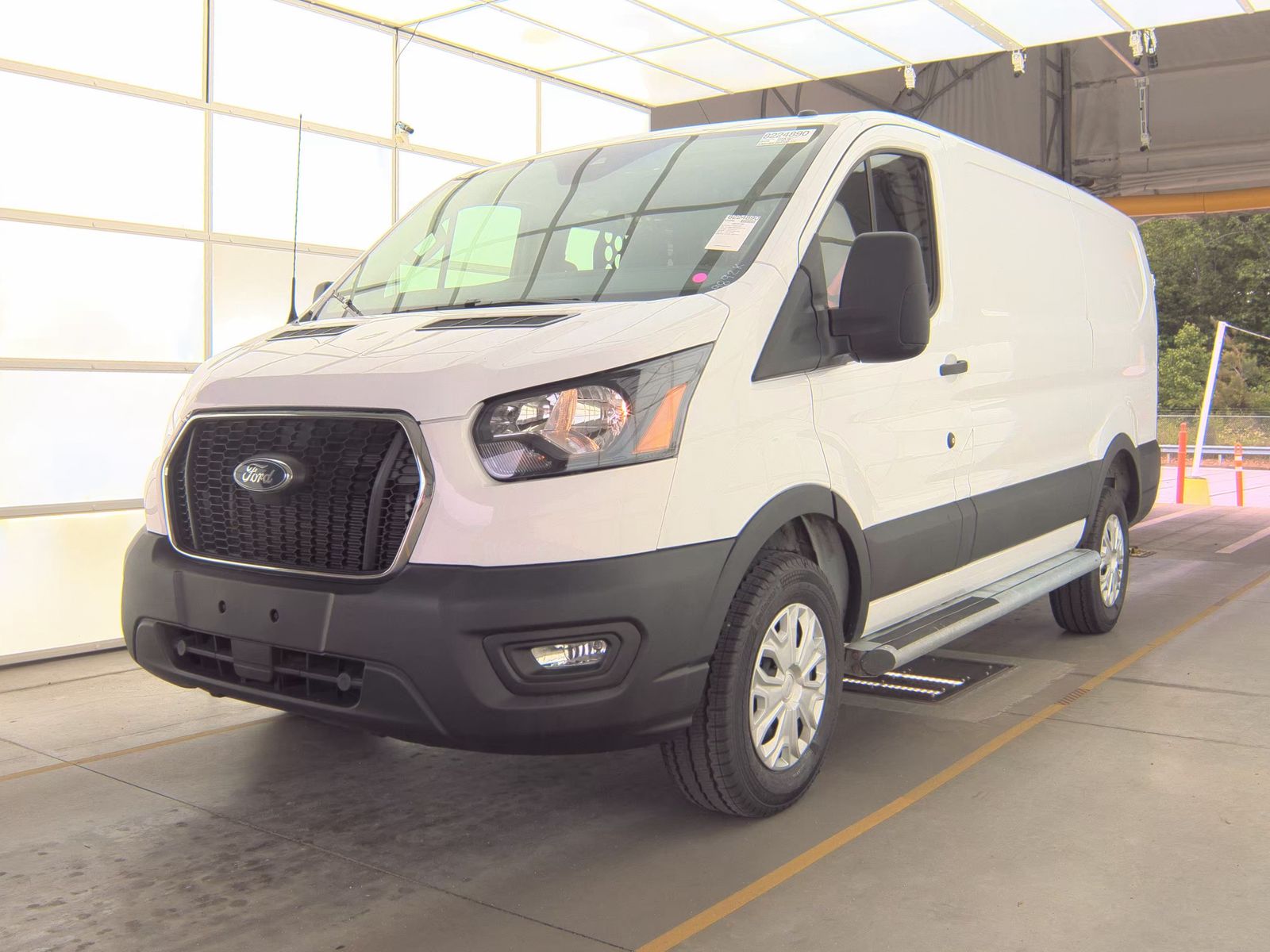 FORD TRANSIT 250 - 1