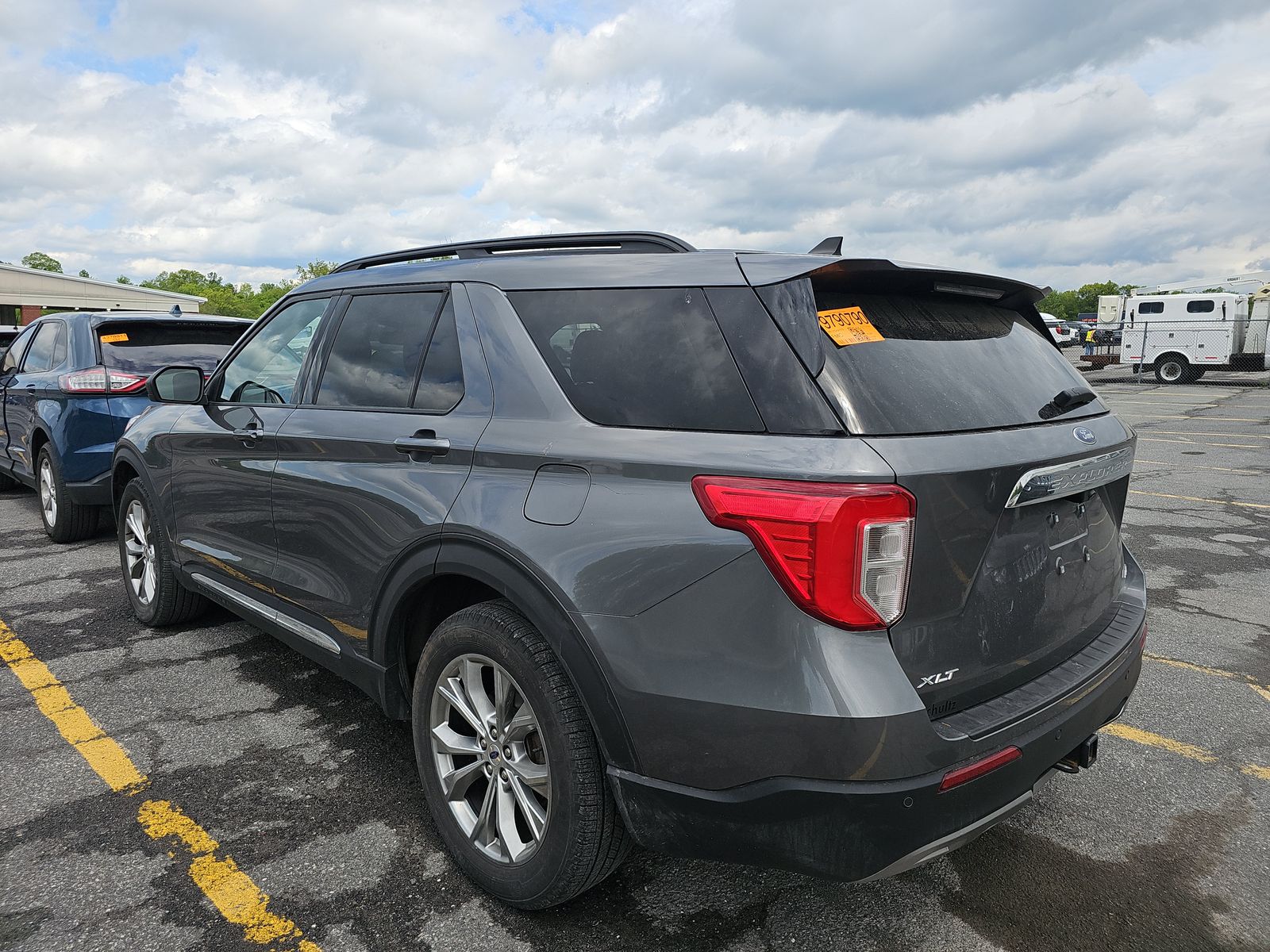 FORD EXPLORER - 7