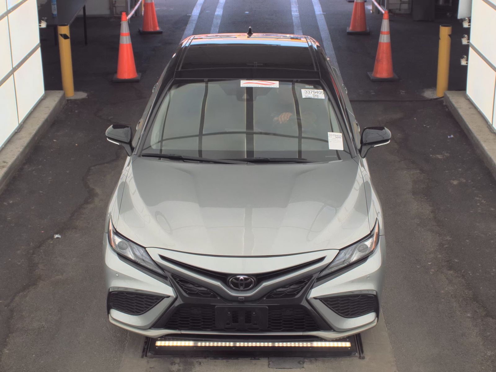 TOYOTA CAMRY - 3