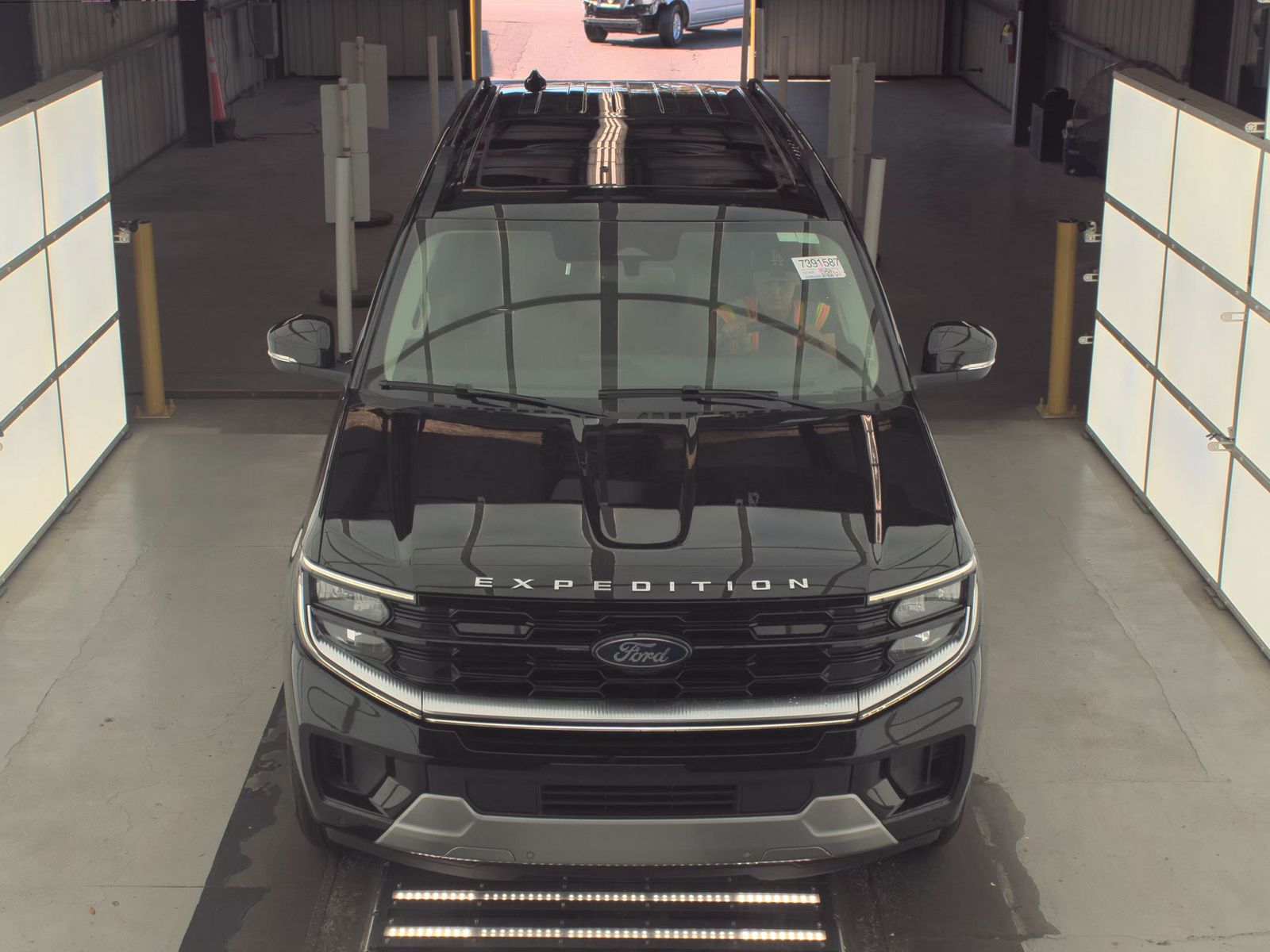 FORD EXPEDITION MAX - 3