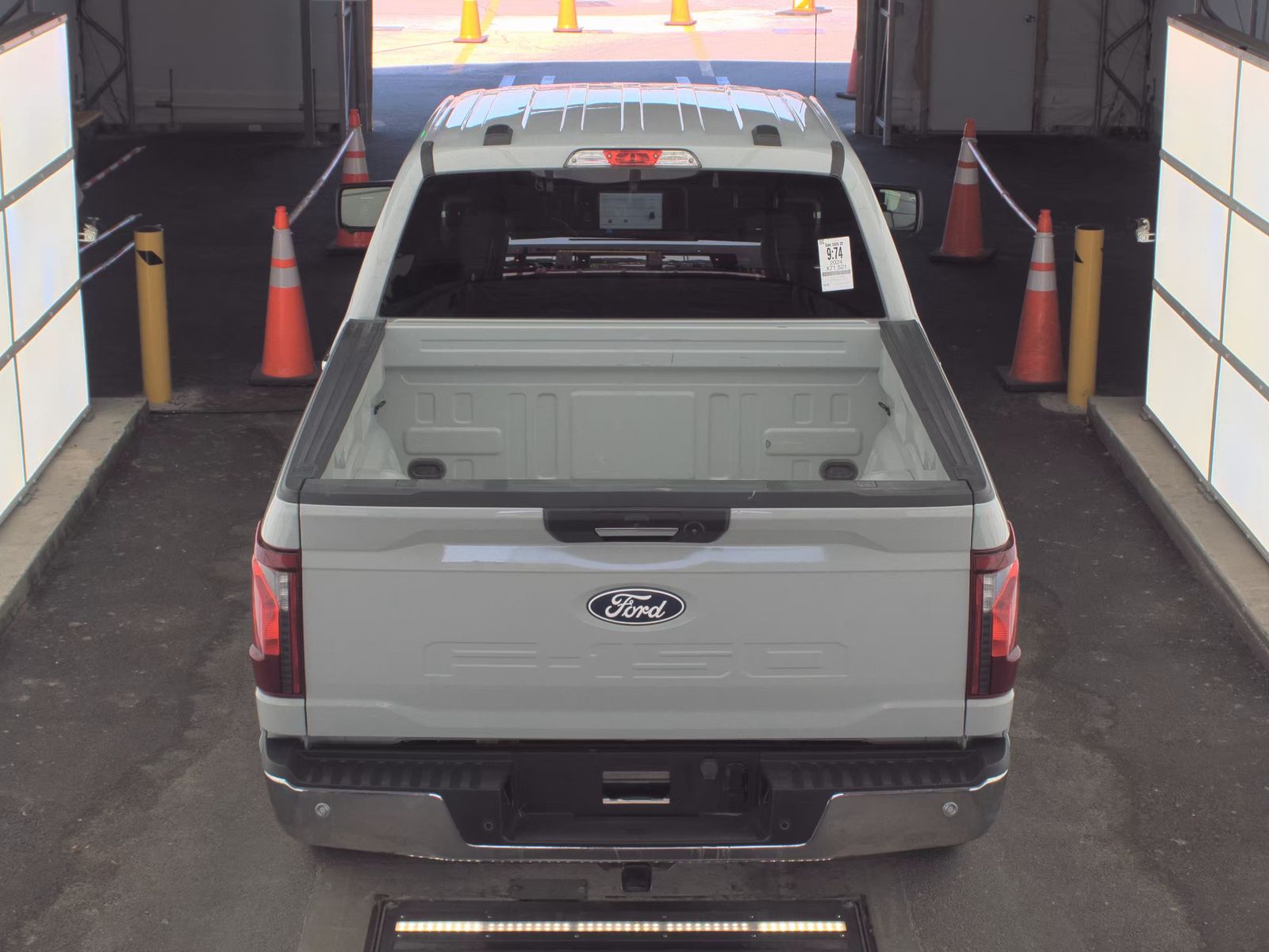 FORD F-150 - 6