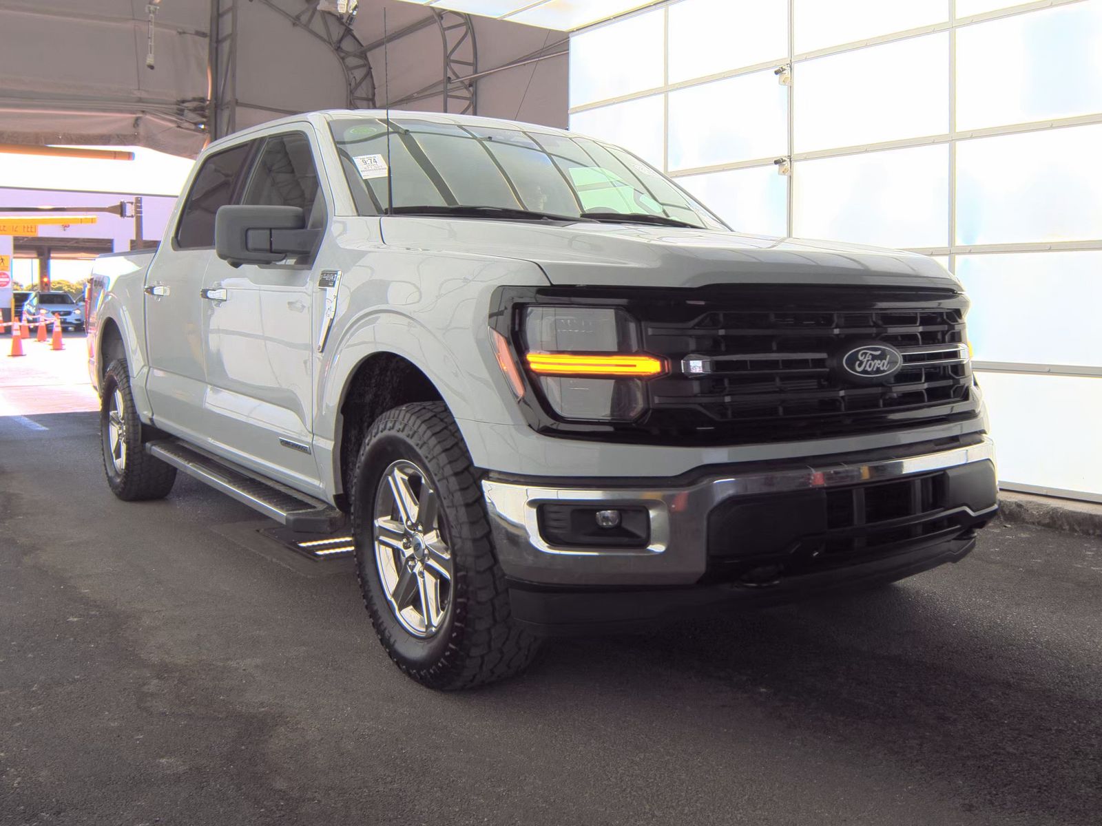 FORD F-150 - 4