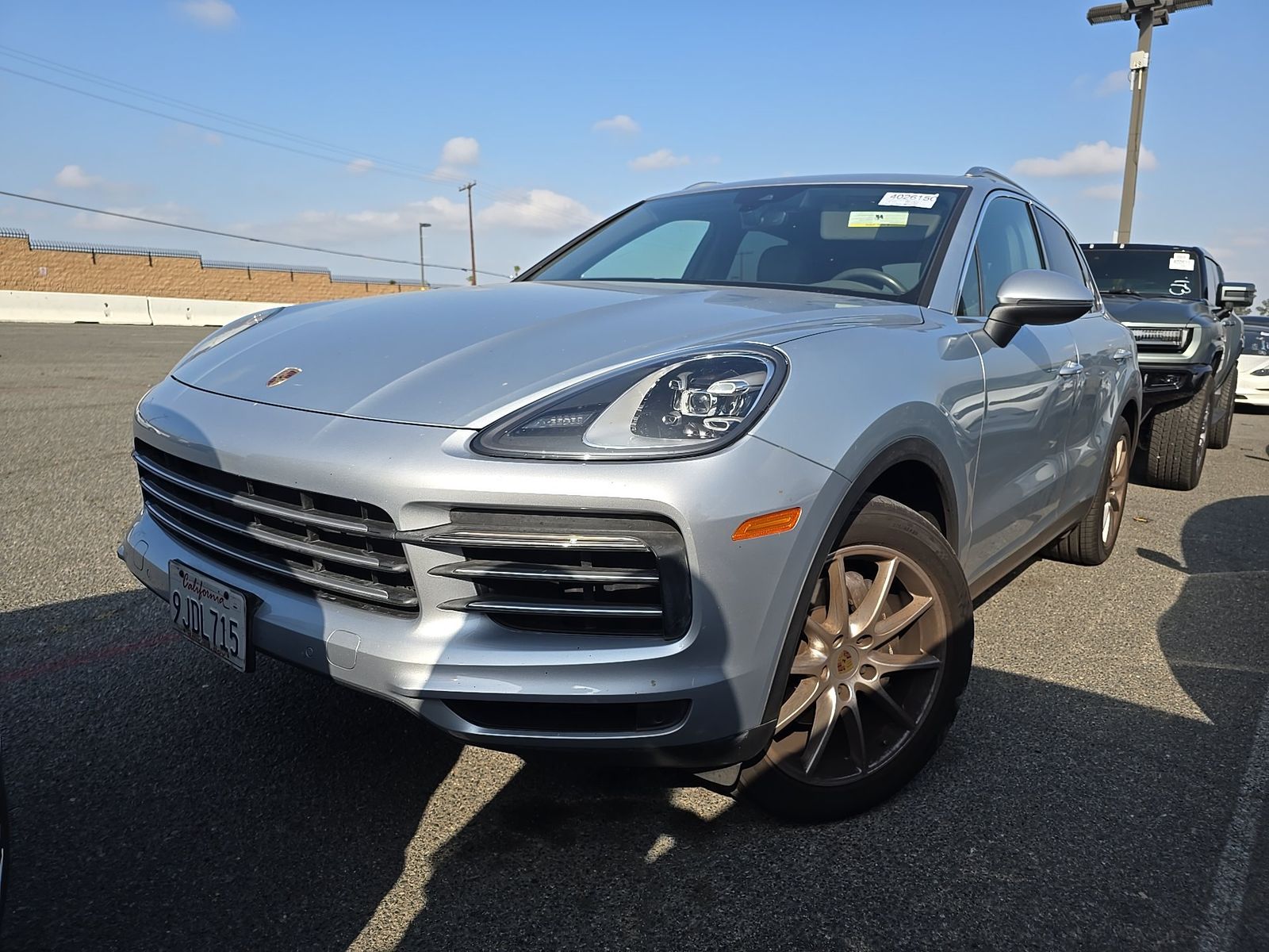PORSCHE CAYENNE - 1