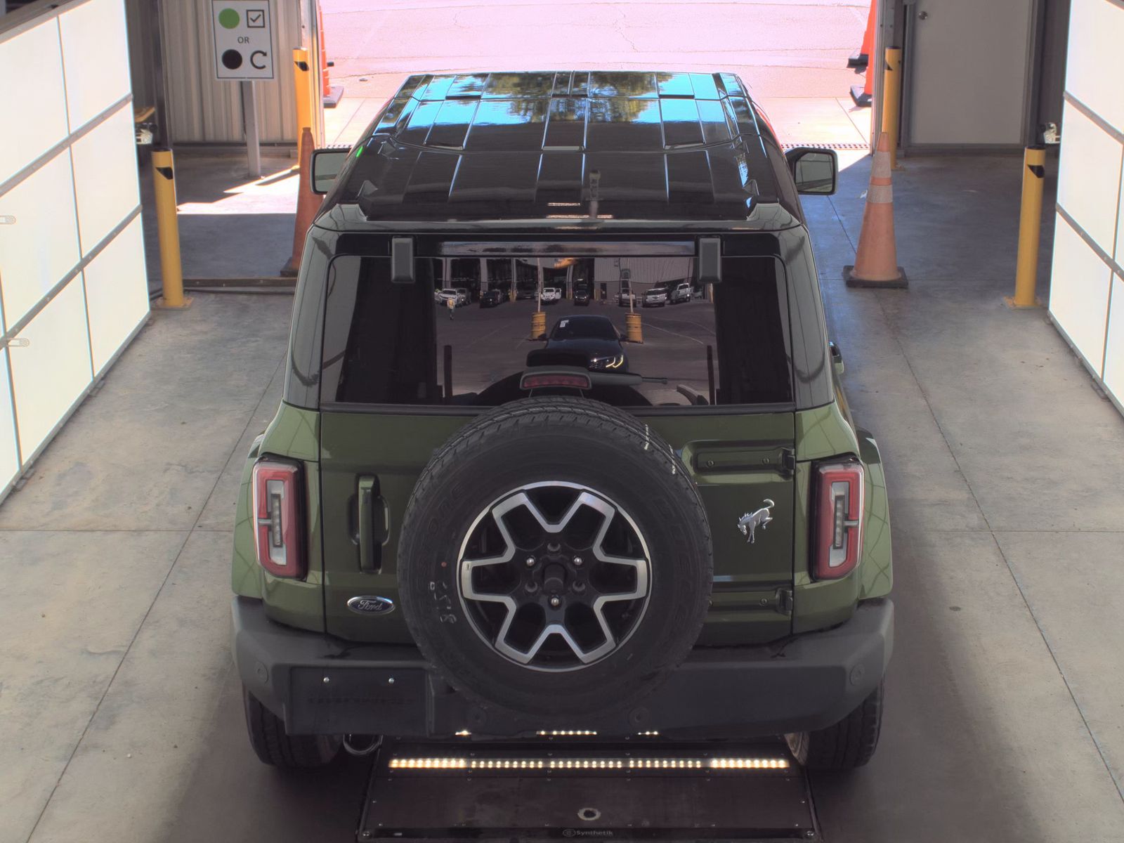 FORD BRONCO - 7
