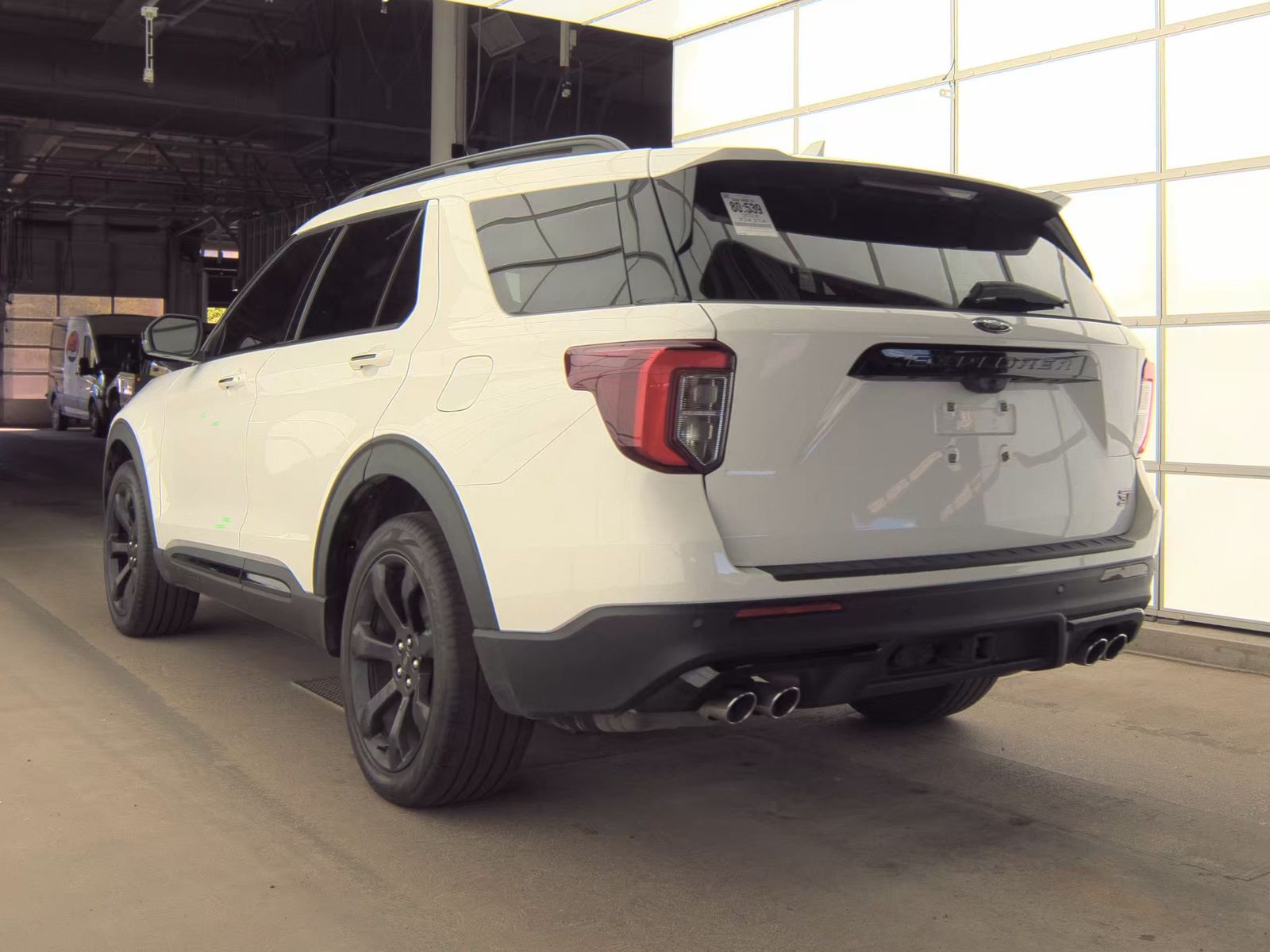 FORD EXPLORER - 9