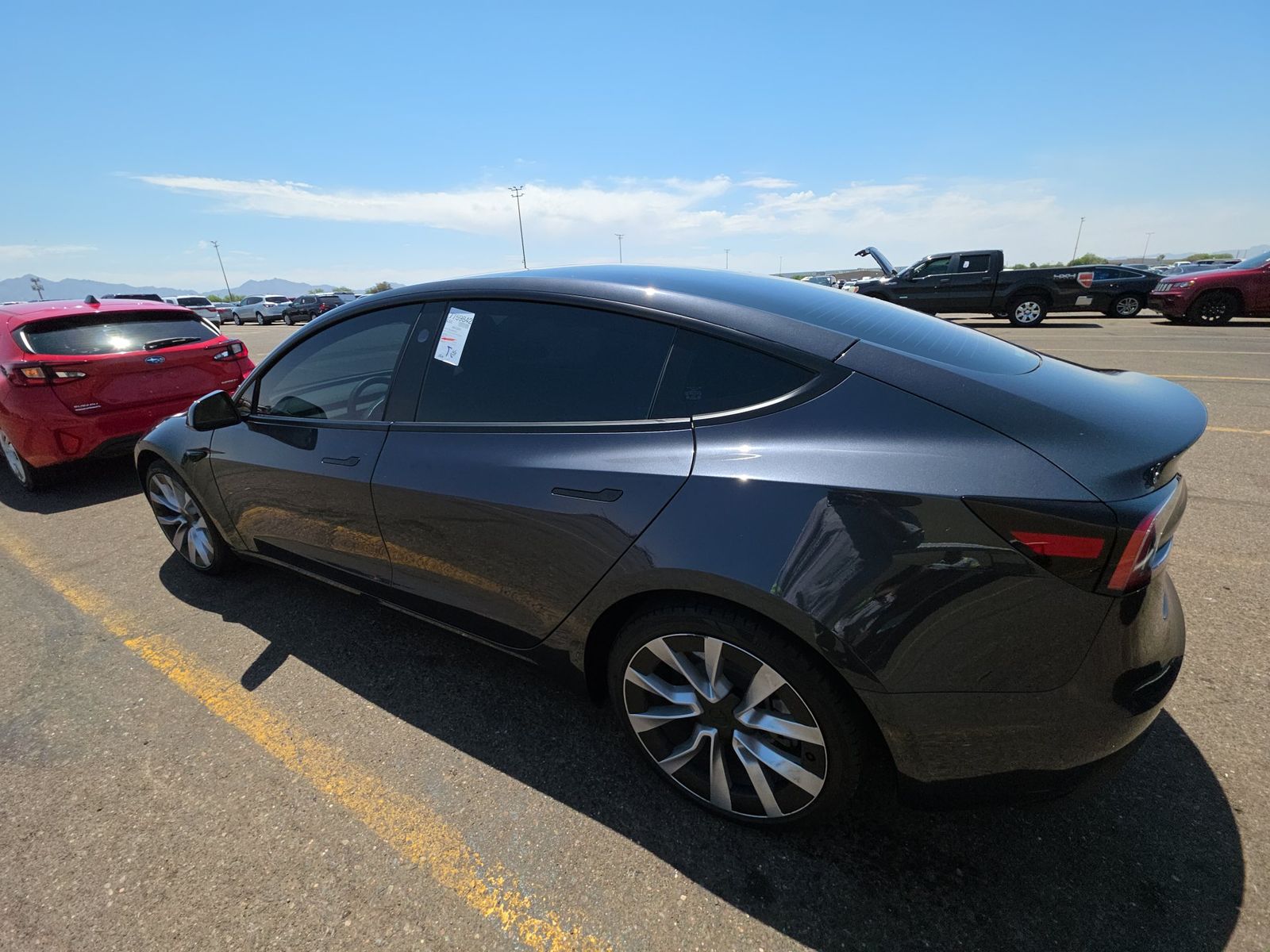 TESLA MODEL 3 - 7