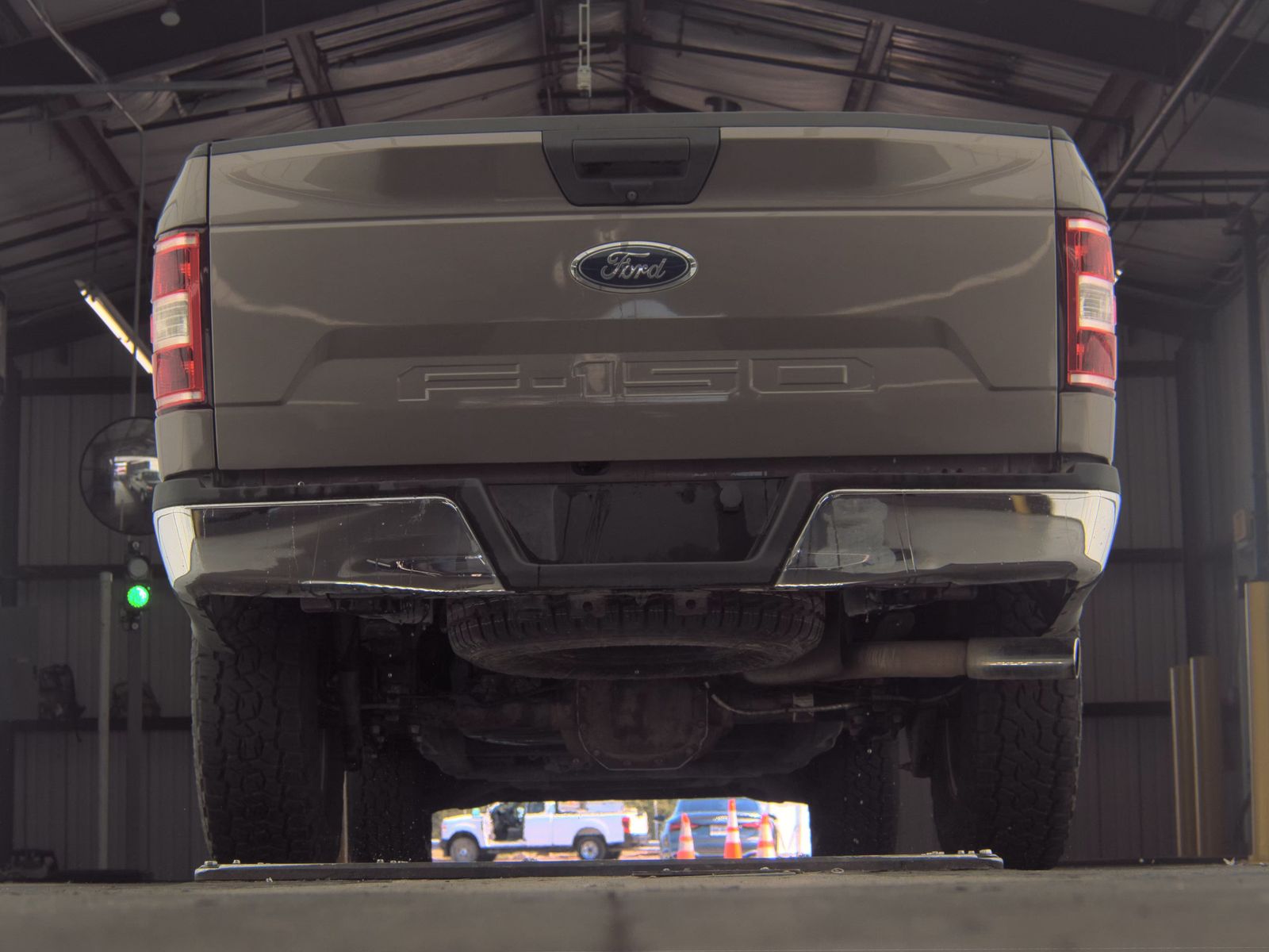 FORD F-150 - 8
