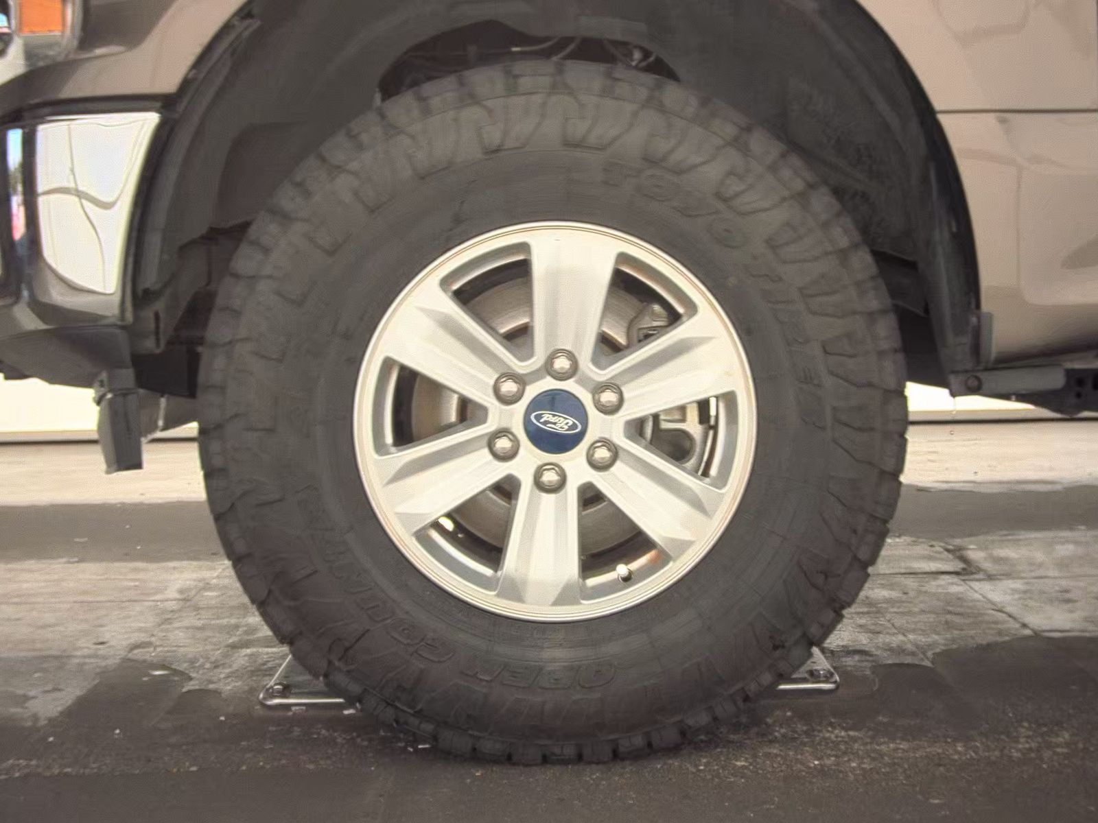 FORD F-150 - 10