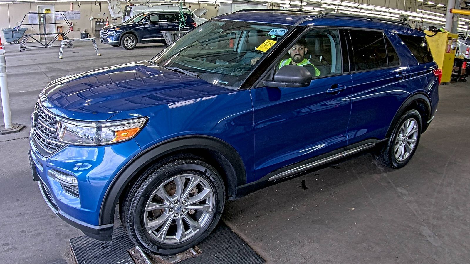 FORD EXPLORER - 1