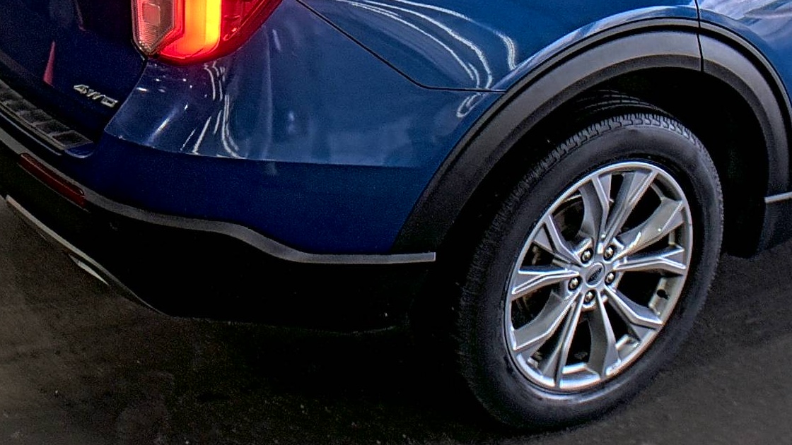 FORD EXPLORER - 10