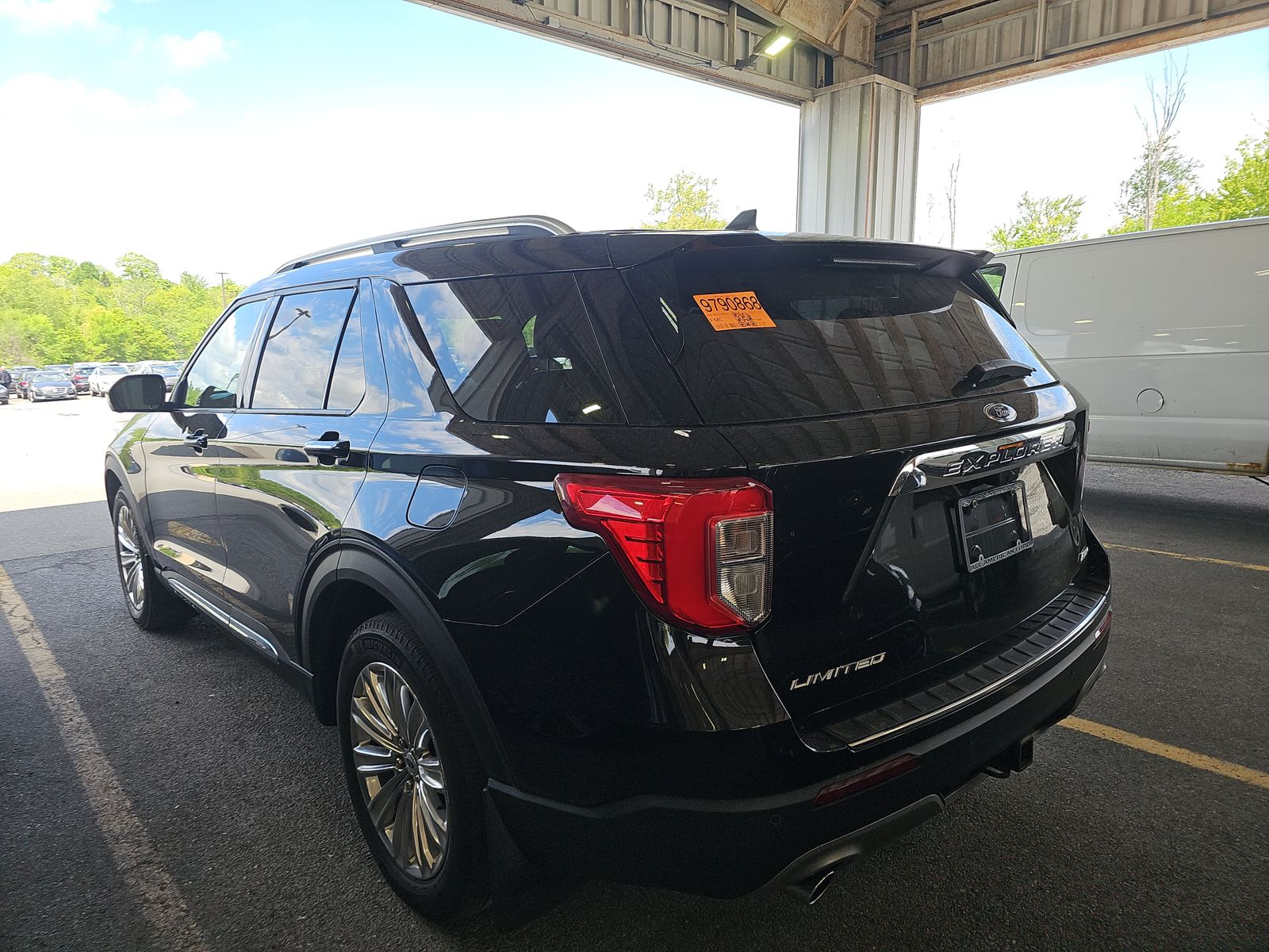 FORD EXPLORER - 7