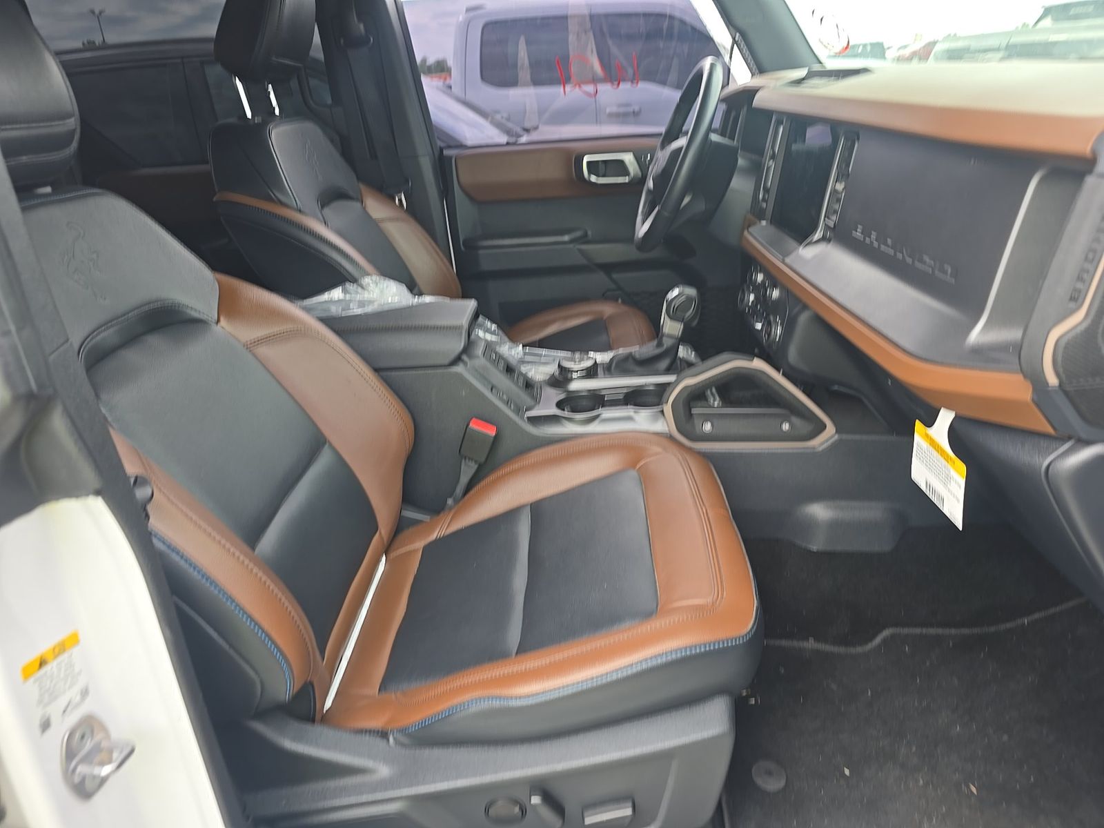 FORD BRONCO - 9