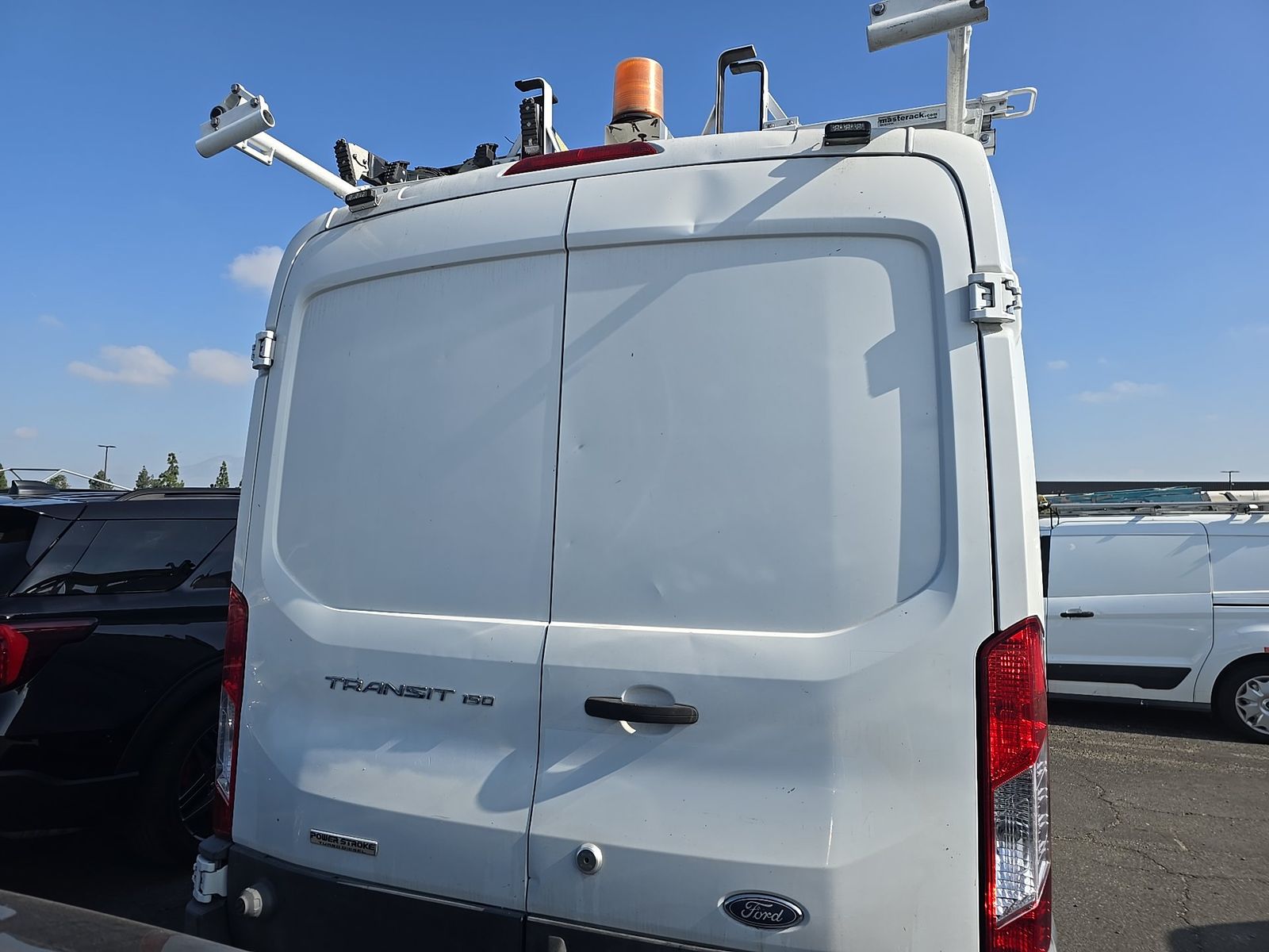 FORD TRANSIT 150 - 6