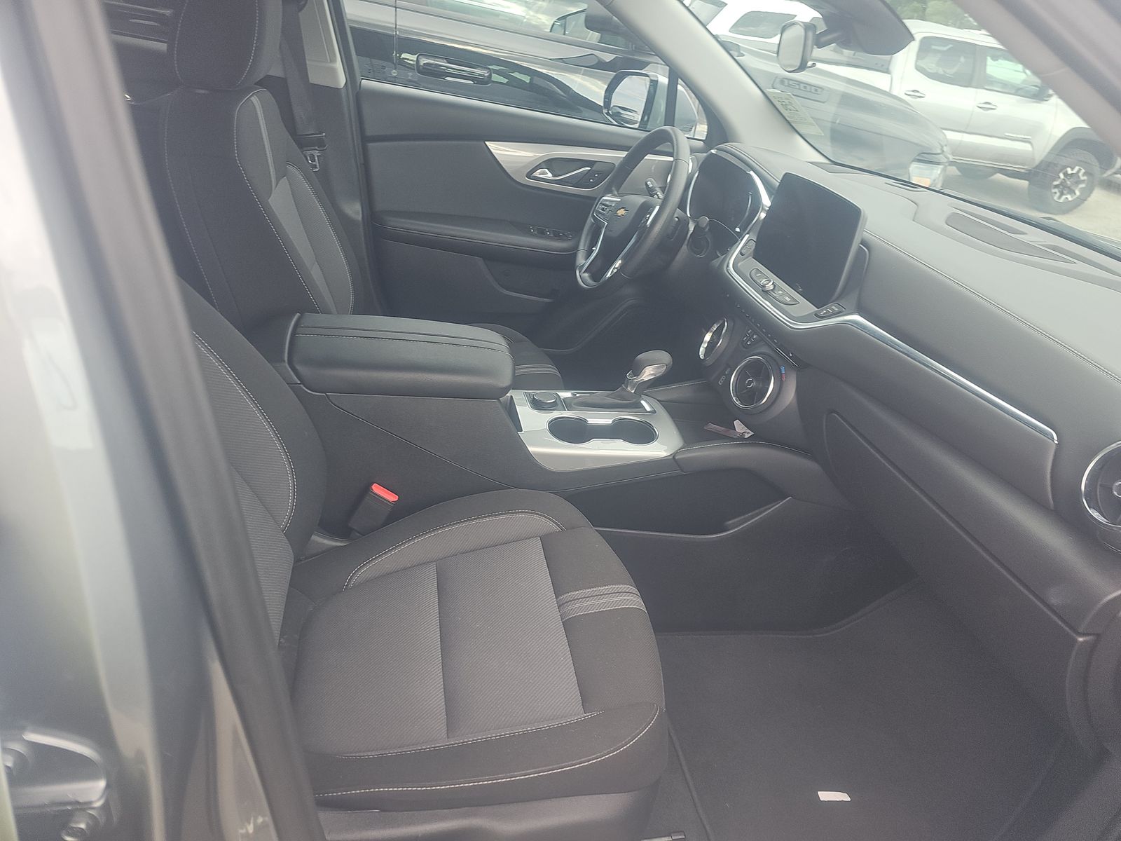 CHEVROLET BLAZER - 9