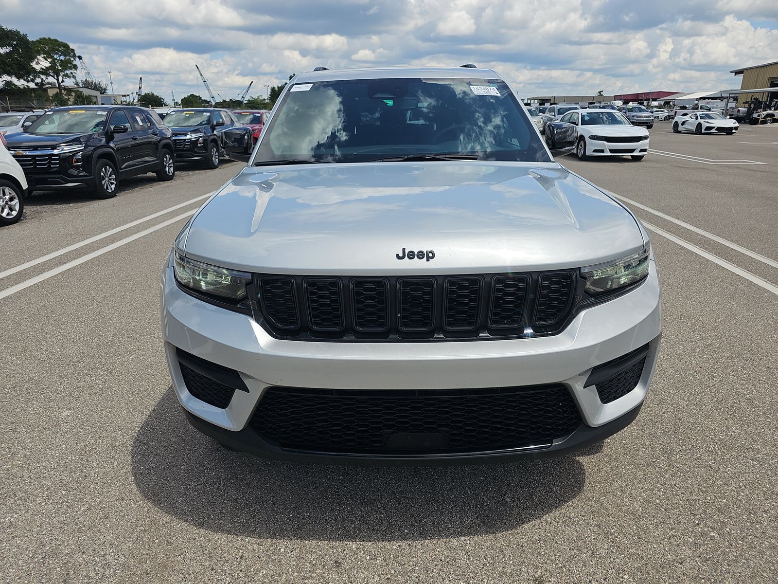 2024 Jeep Grand Cherokee Altitude AWD