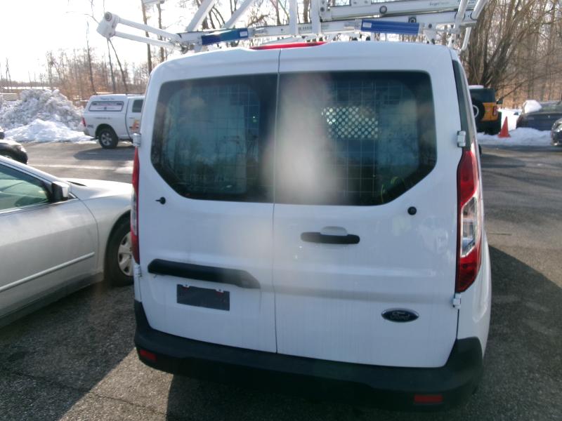 FORD TRANSIT CONNECT - 9