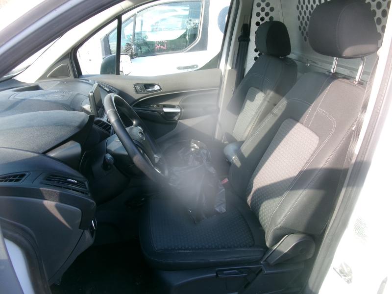 FORD TRANSIT CONNECT - 6