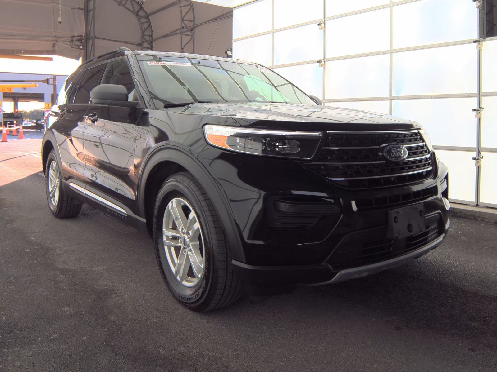 FORD EXPLORER - 4