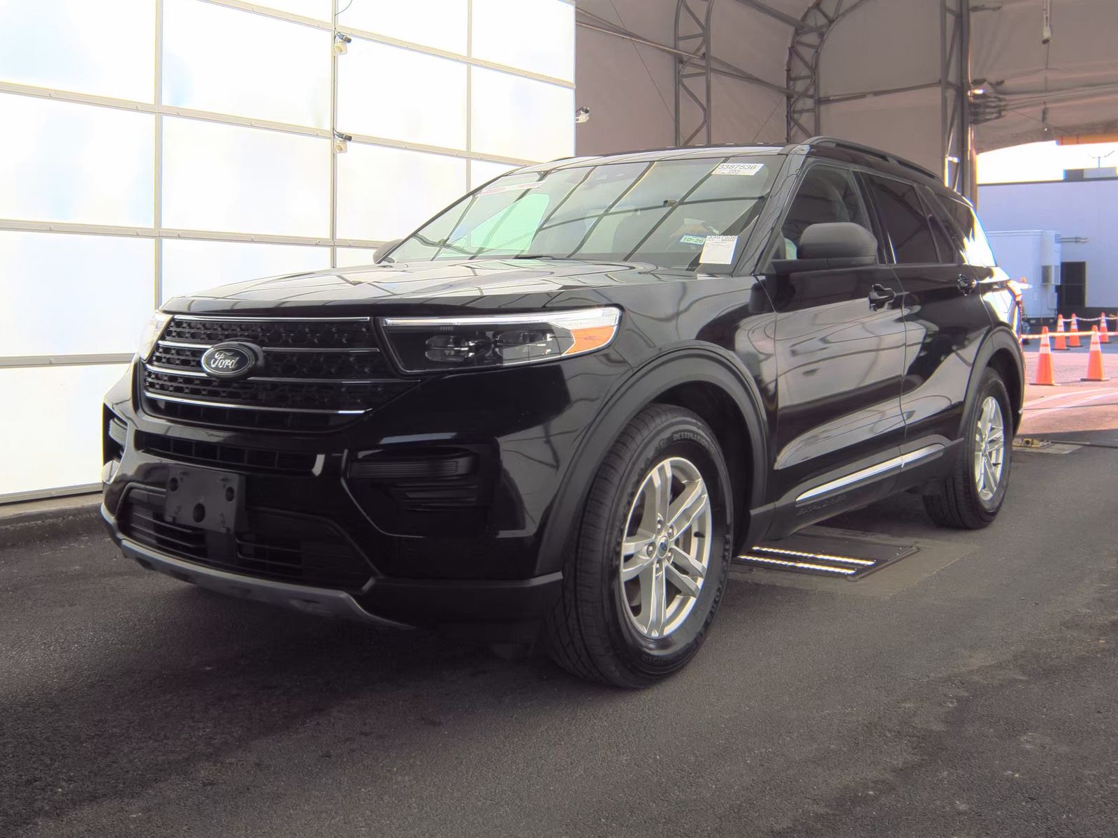 FORD EXPLORER - 1