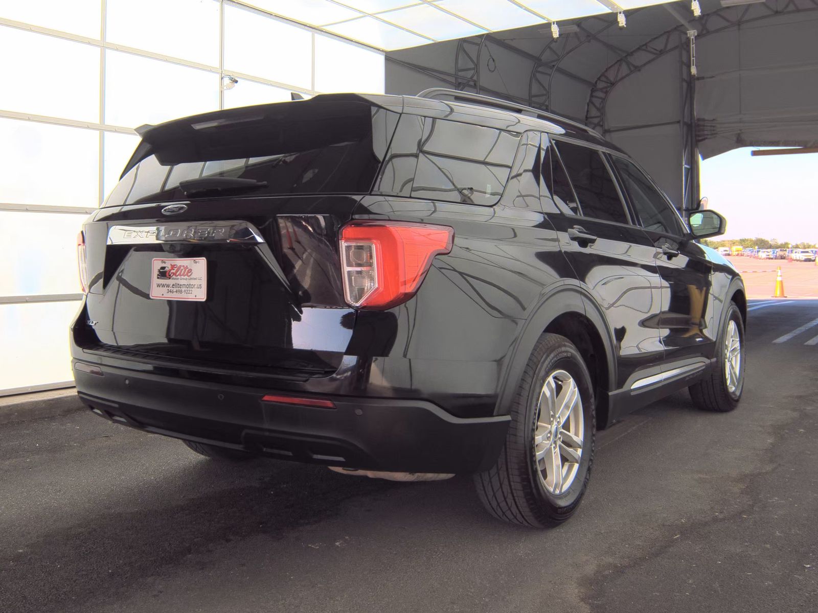 FORD EXPLORER - 5