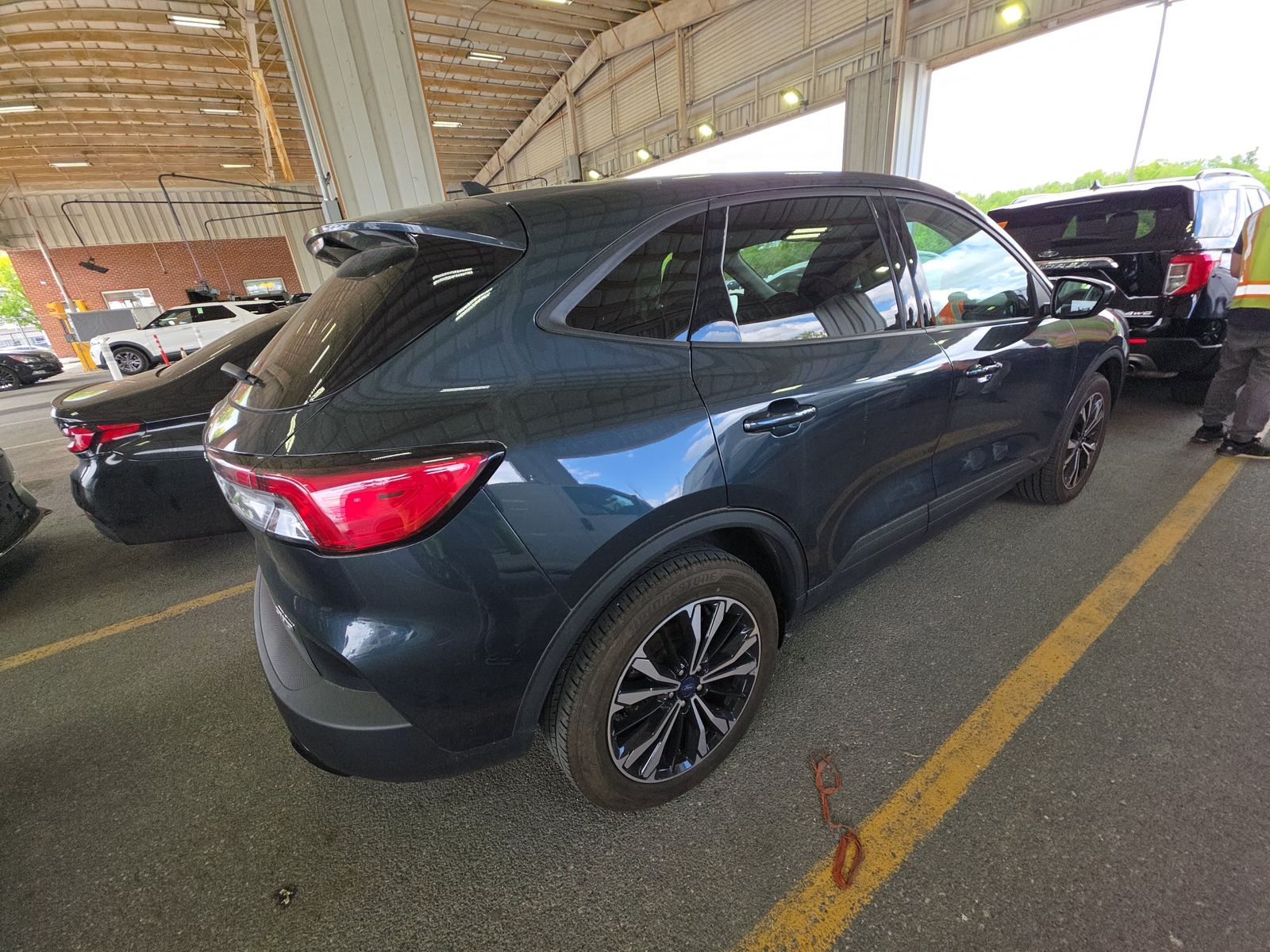 FORD ESCAPE - 5