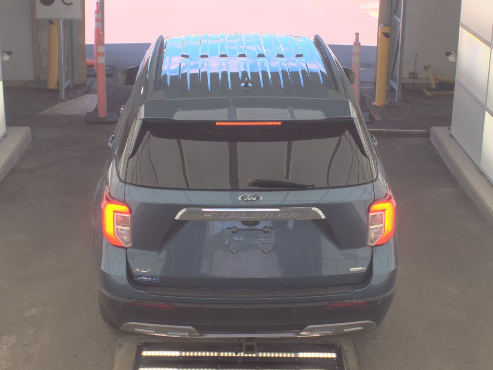 FORD EXPLORER - 7