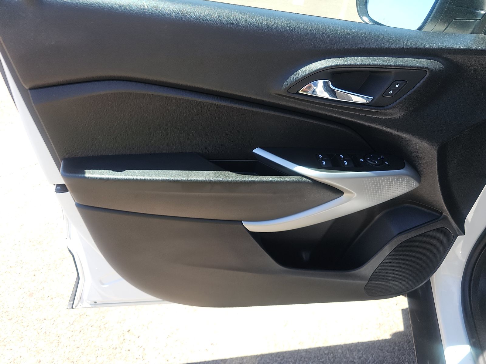 CHEVROLET TRAX - 10