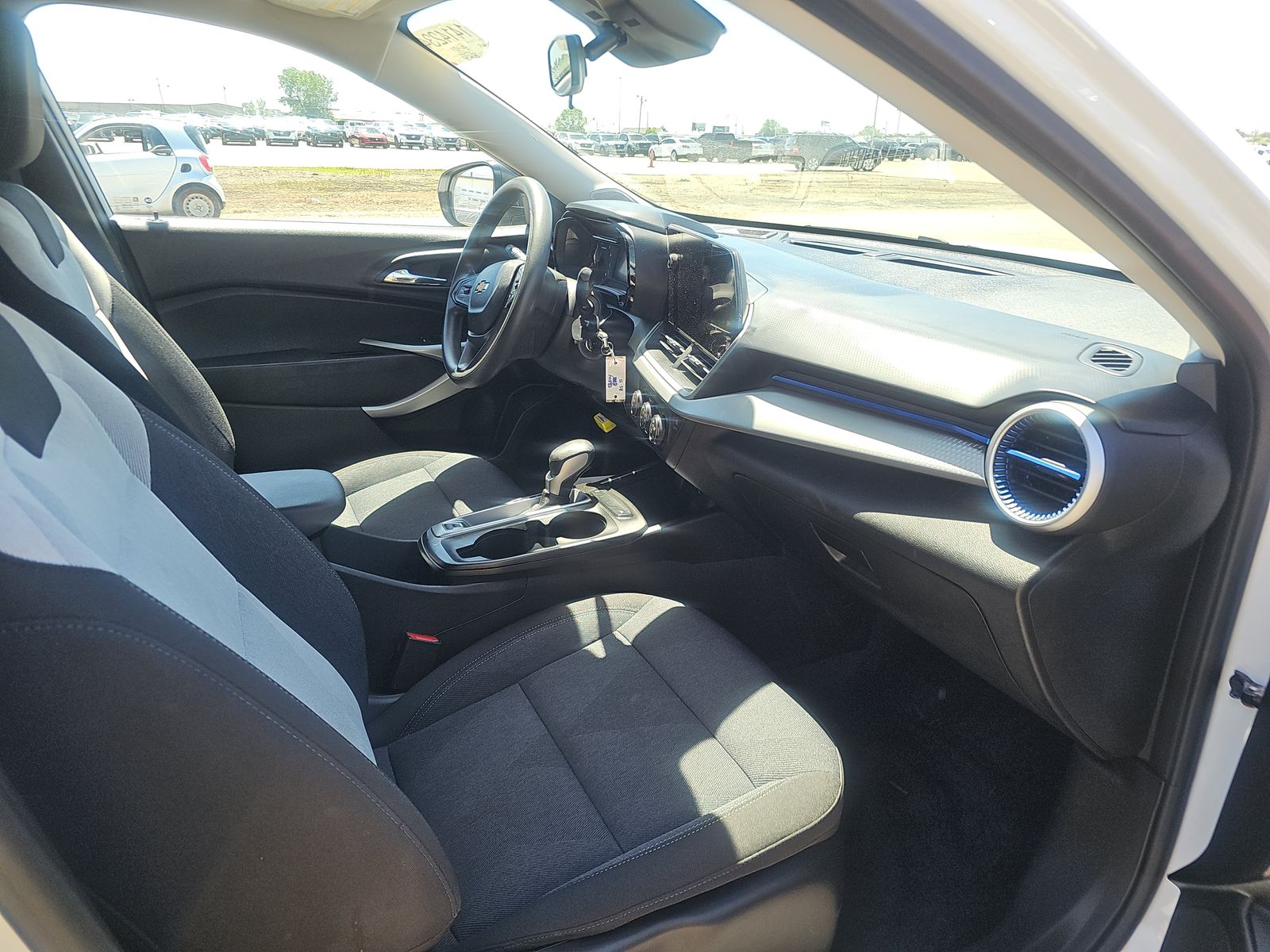 CHEVROLET TRAX - 9