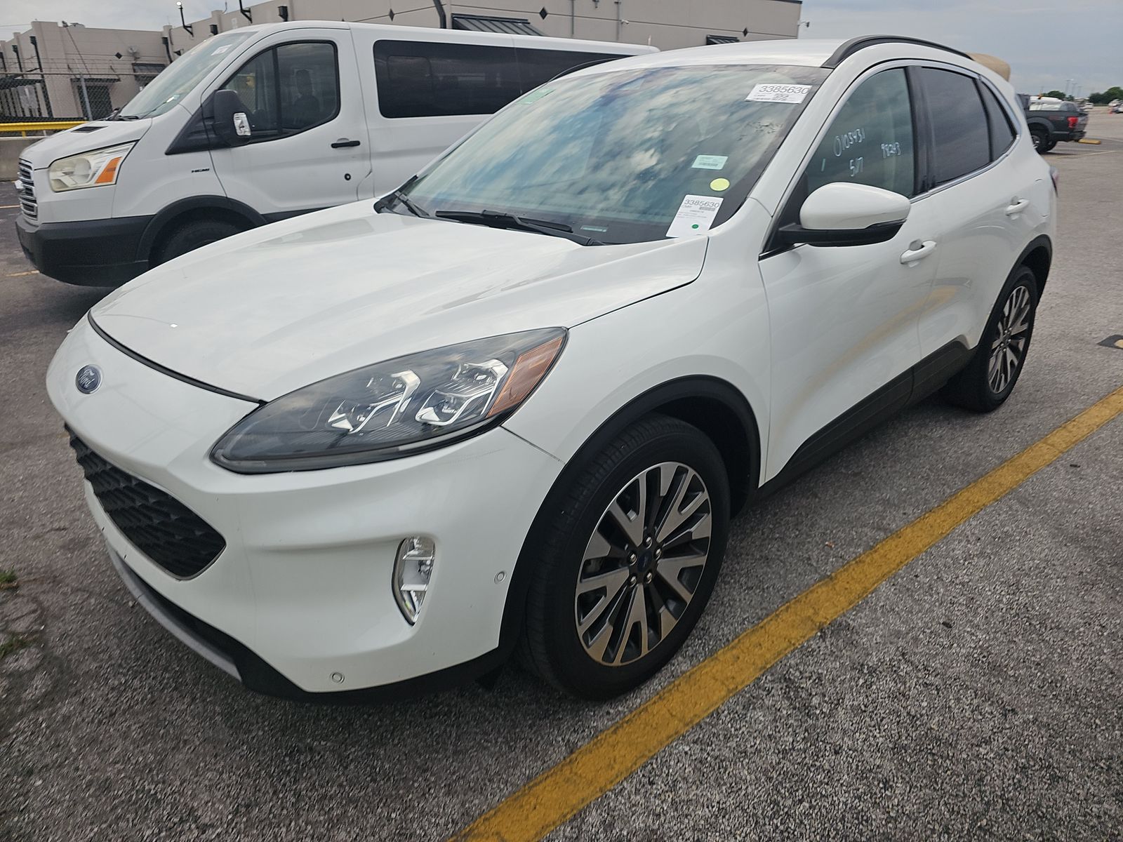 FORD ESCAPE - 1