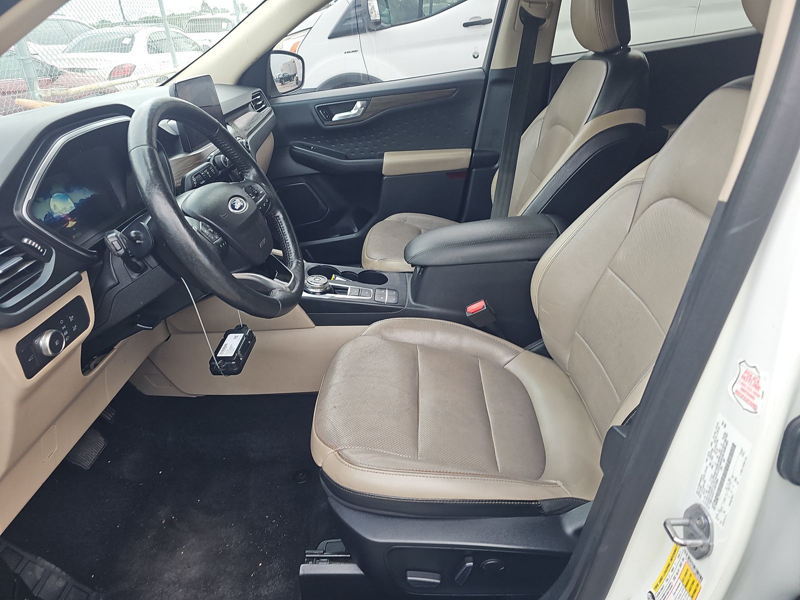 FORD ESCAPE - 8