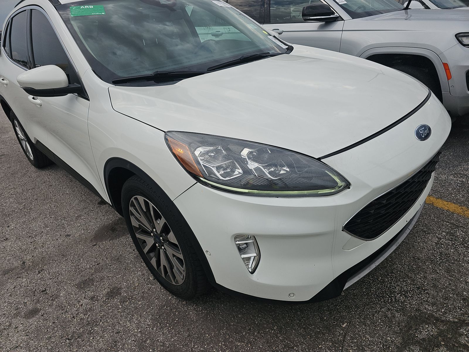 FORD ESCAPE - 4
