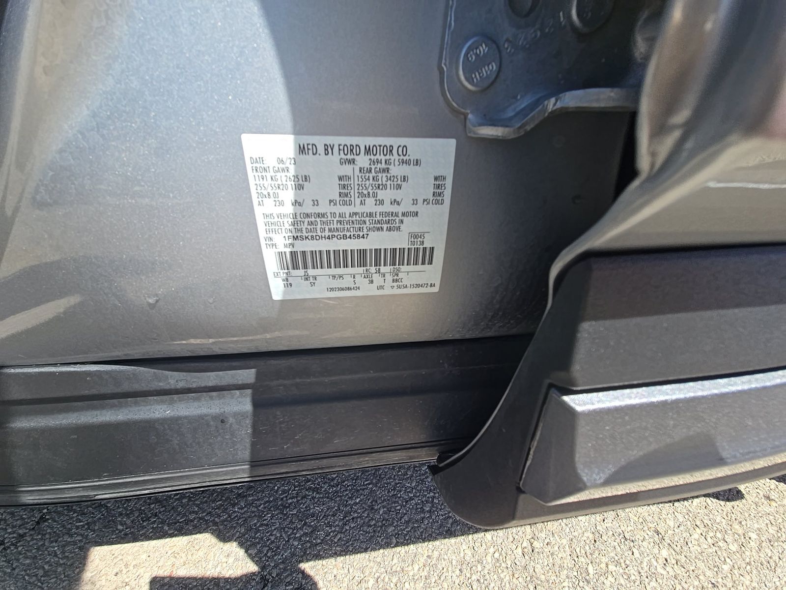 2023 Ford Explorer XLT AWD