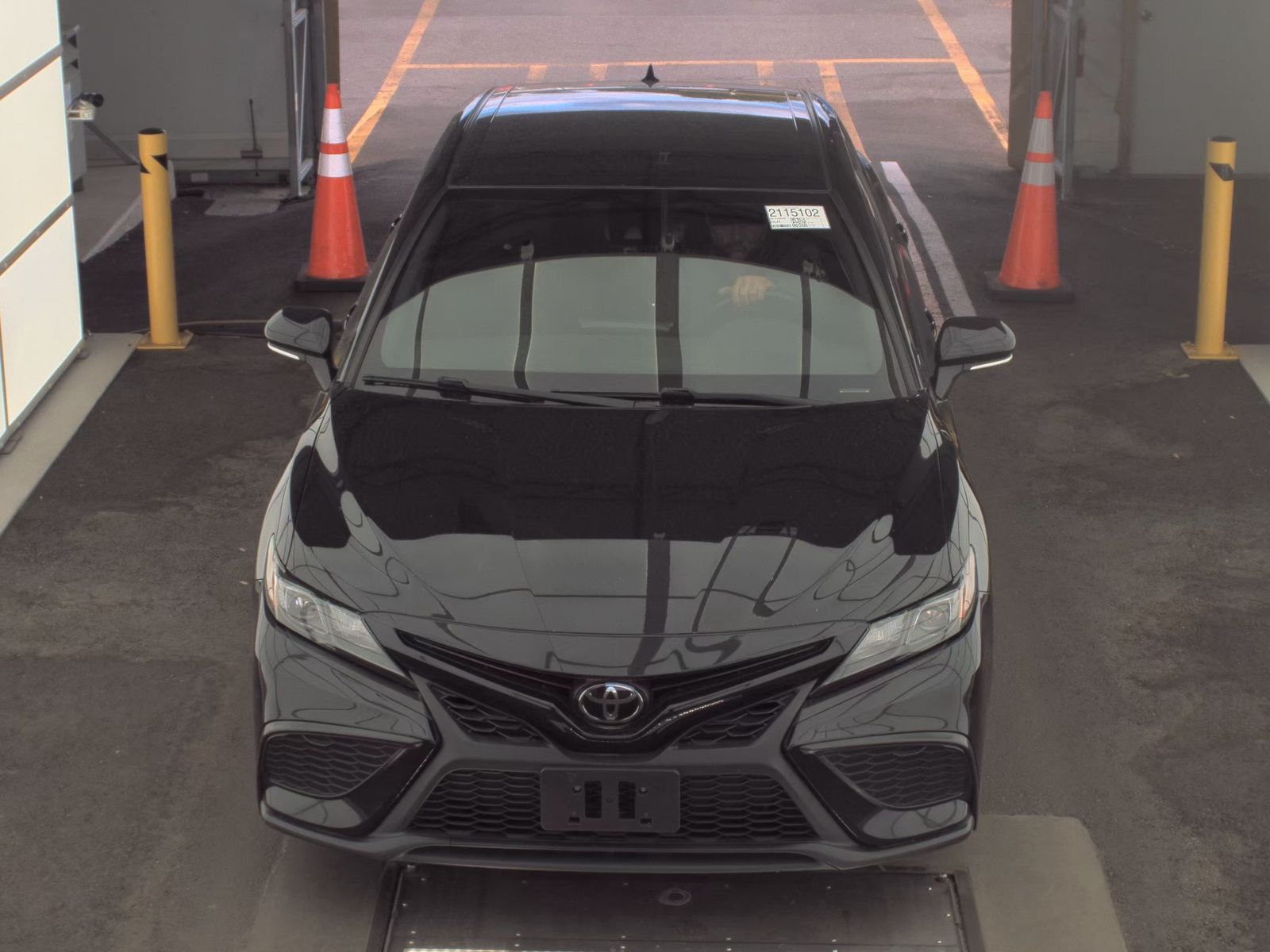 TOYOTA CAMRY - 3