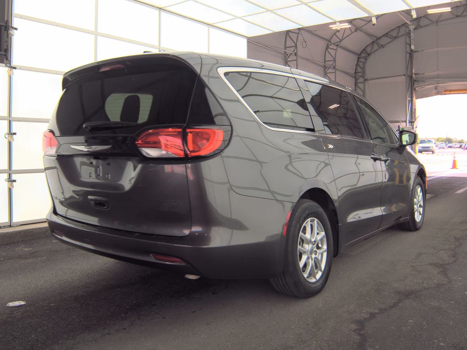 CHRYSLER VOYAGER - 5