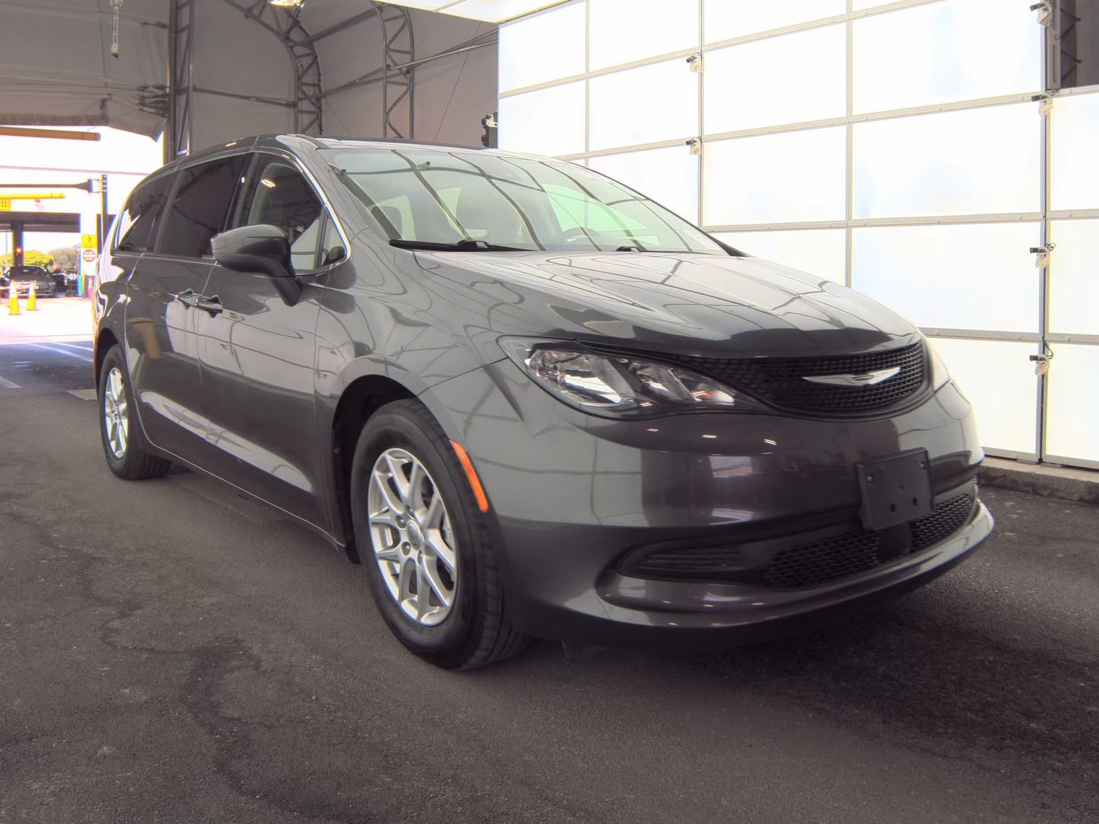 CHRYSLER VOYAGER - 4