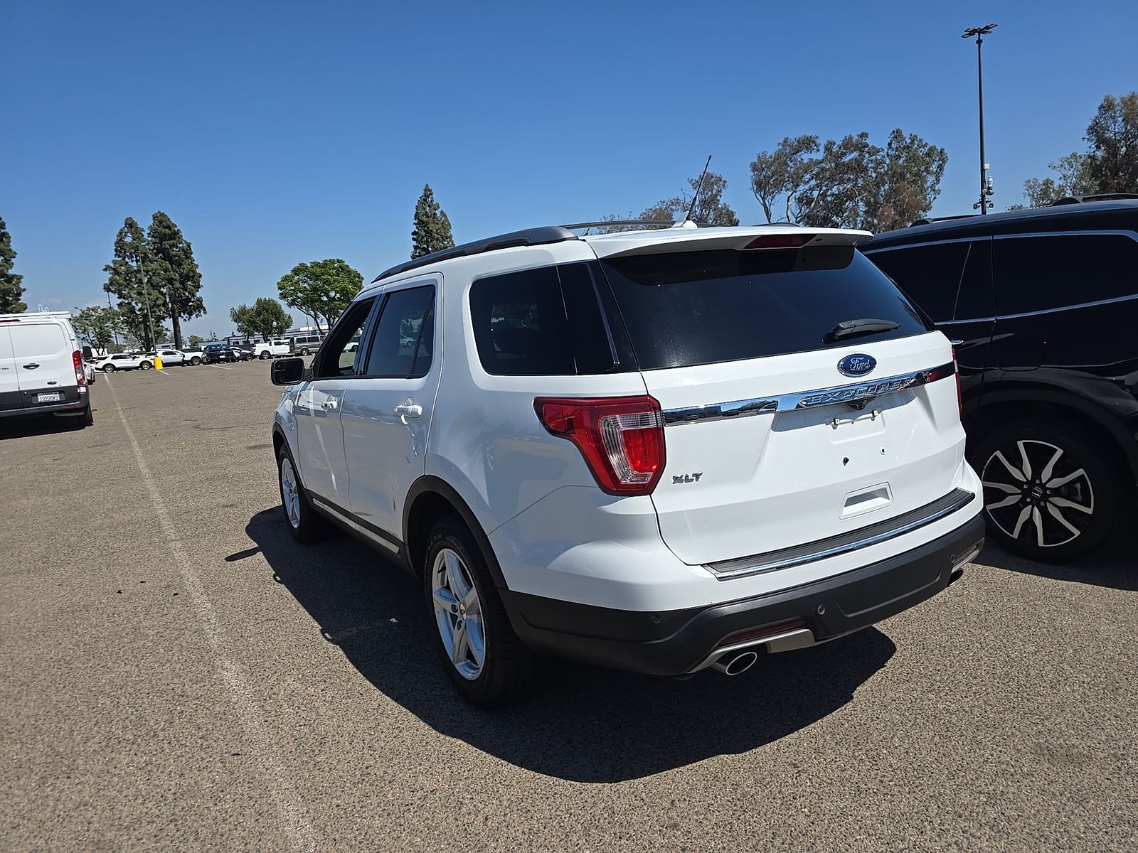 FORD EXPLORER - 7