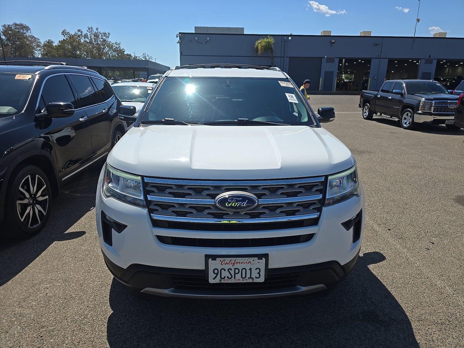 FORD EXPLORER - 3