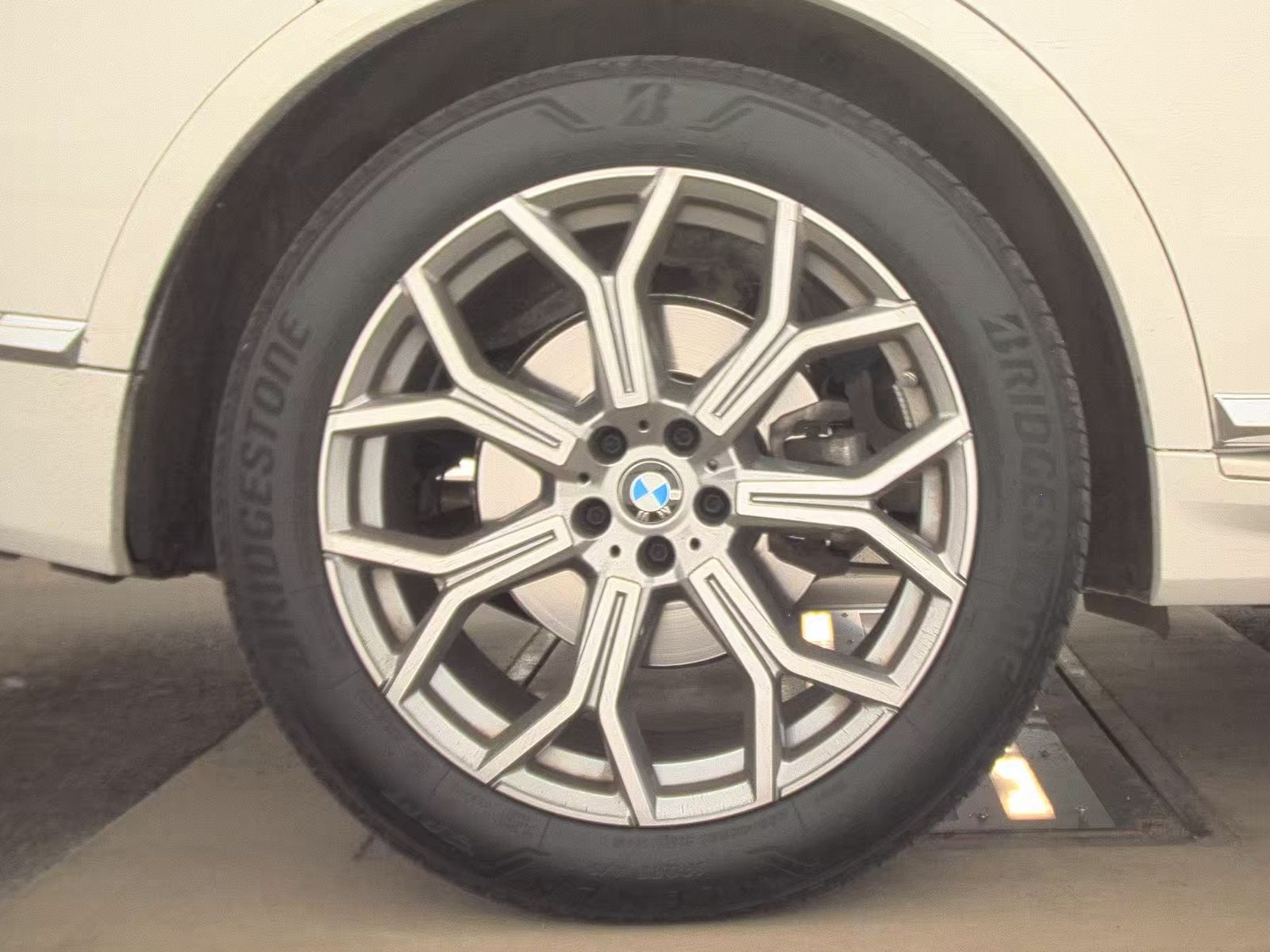 2026 BMW X7 xDrive40i AWD