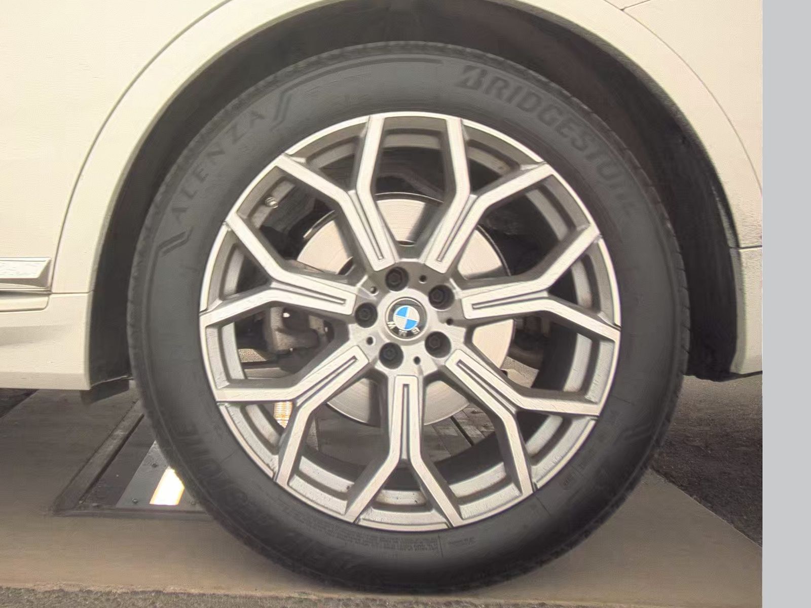 2026 BMW X7 xDrive40i AWD