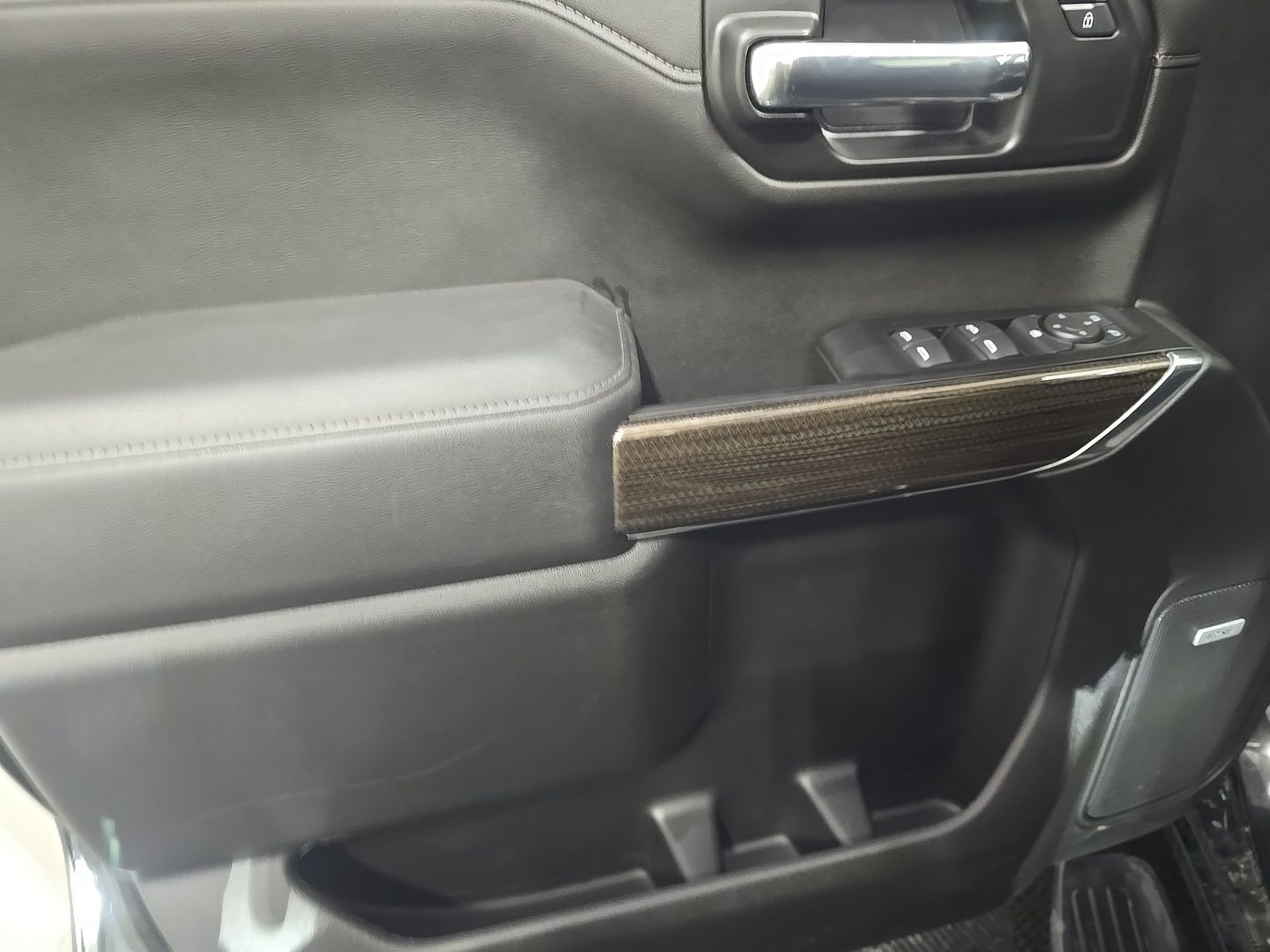 2022 Chevrolet Silverado 1500 RST AWD